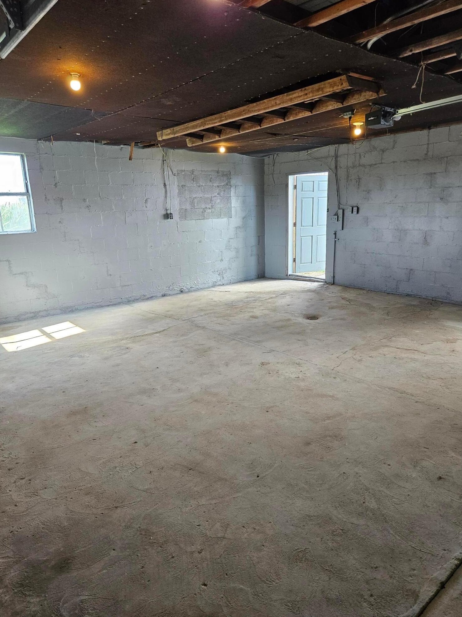 1280 Marquette Dr, Lancaster OH 43130-8881 exterior