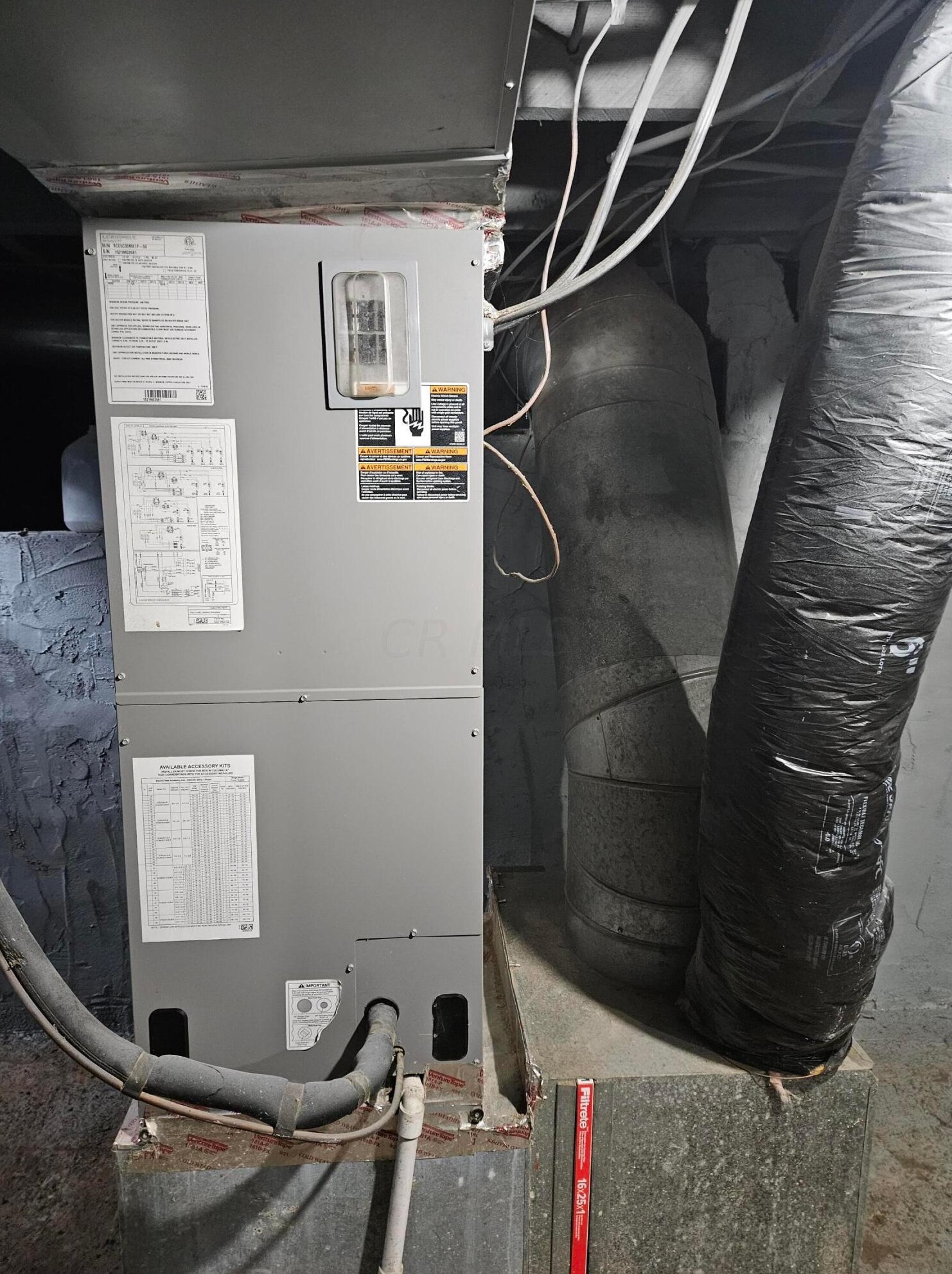 1280 Marquette Dr, Lancaster OH 43130-8881 exterior