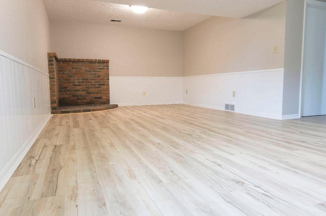 315 Rita Ct, Columbus OH 43213-1719 exterior