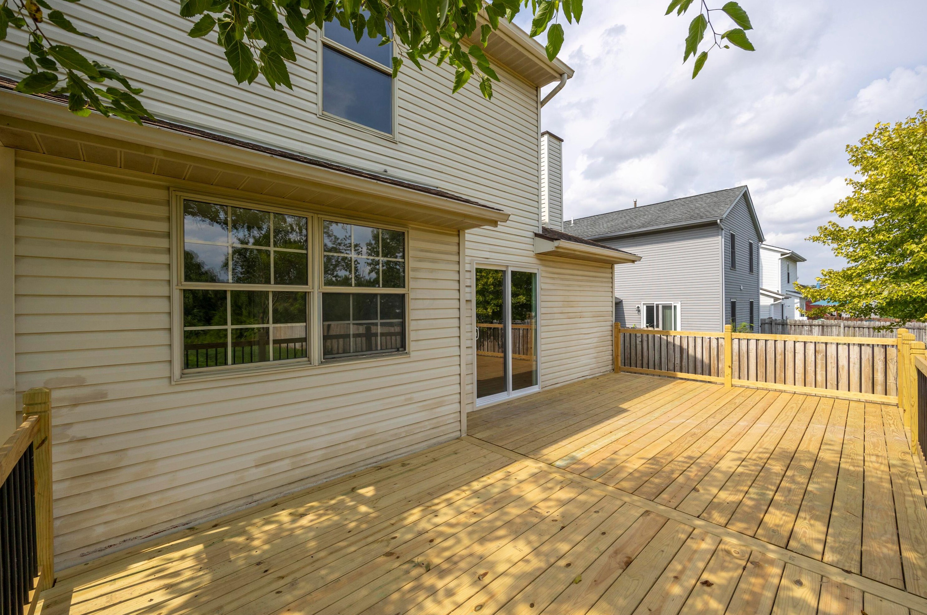 1040 Cypress Rdg Pl, Columbus OH 43228-6305 exterior