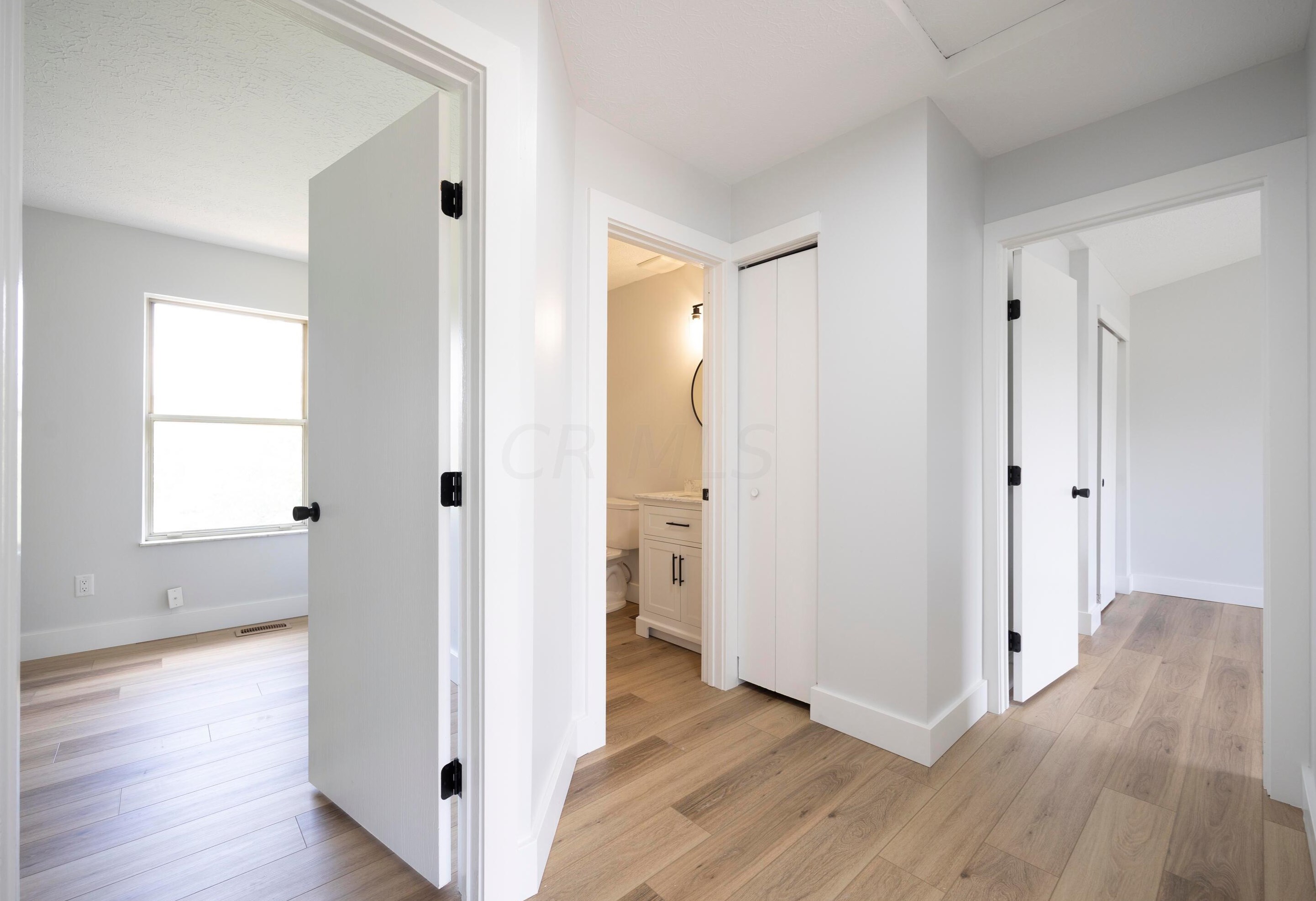 1040 Cypress Rdg Pl, Columbus OH 43228-6305 exterior