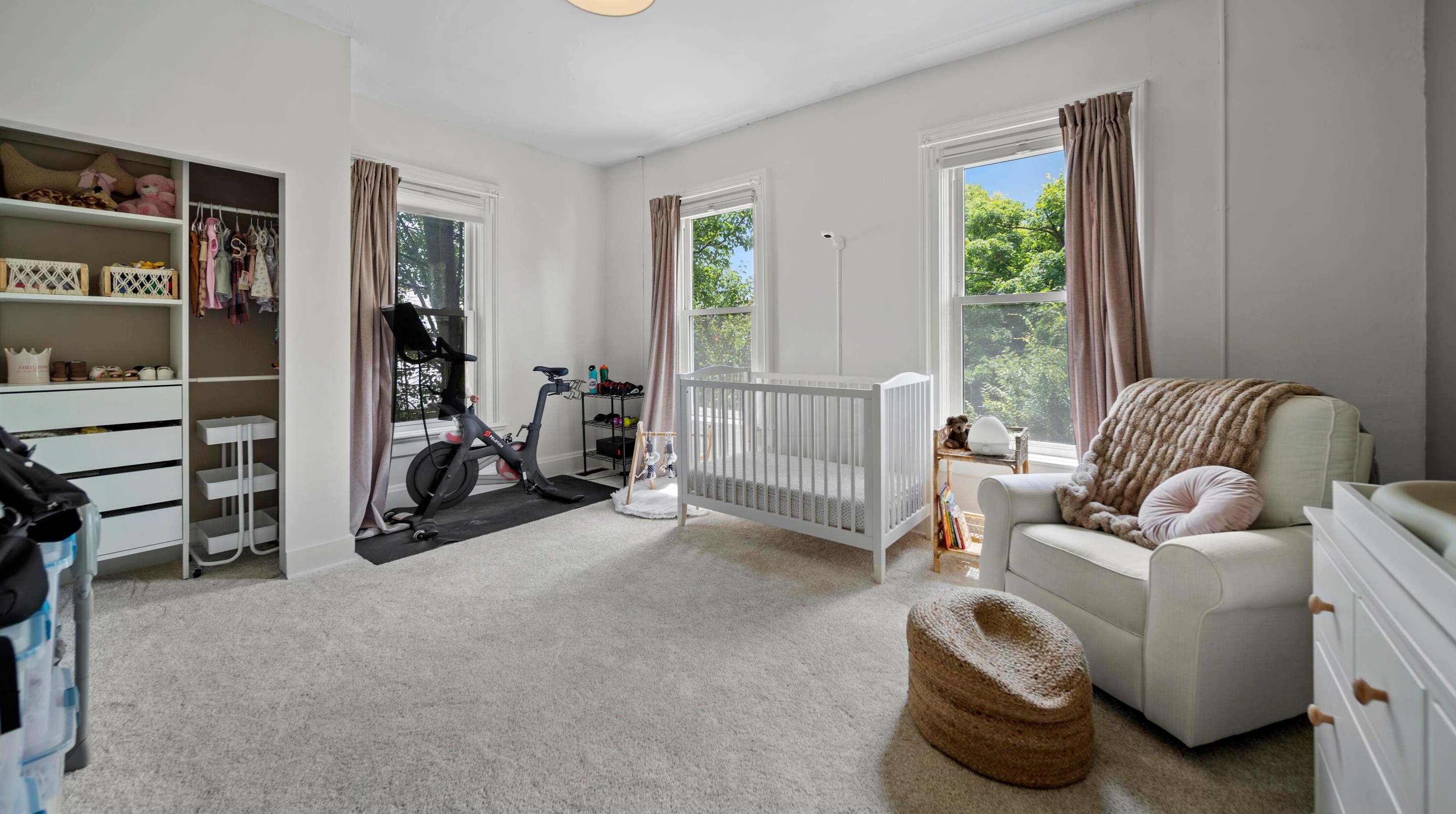 516 Forest St, Columbus OH  43206-2373 exterior