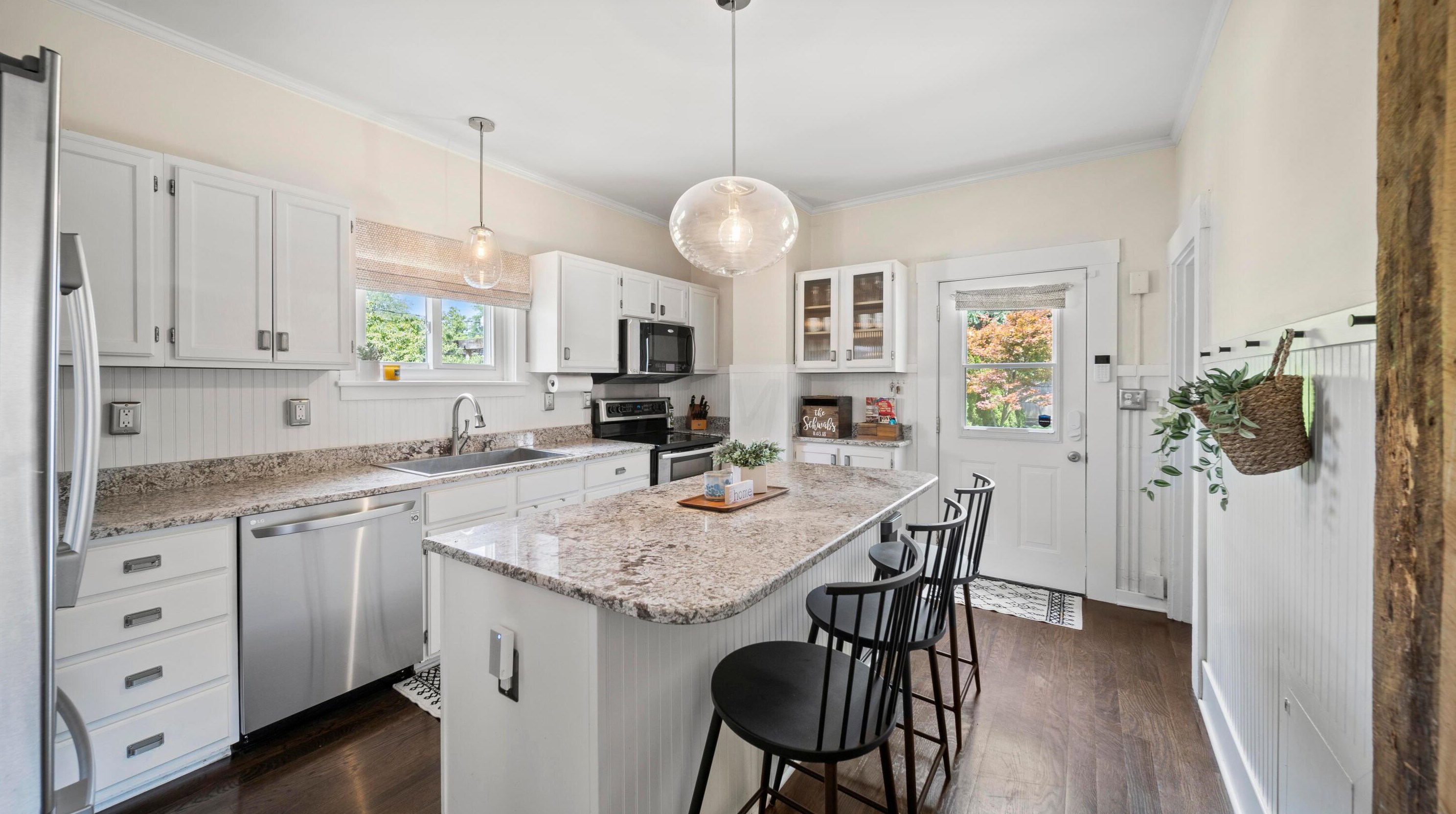 516 Forest St, Columbus OH  43206-2373 exterior