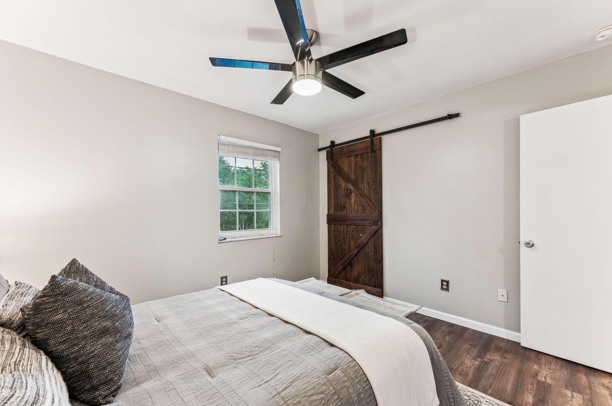 3048 Dorris Ave, Columbus OH 43202-1962 exterior