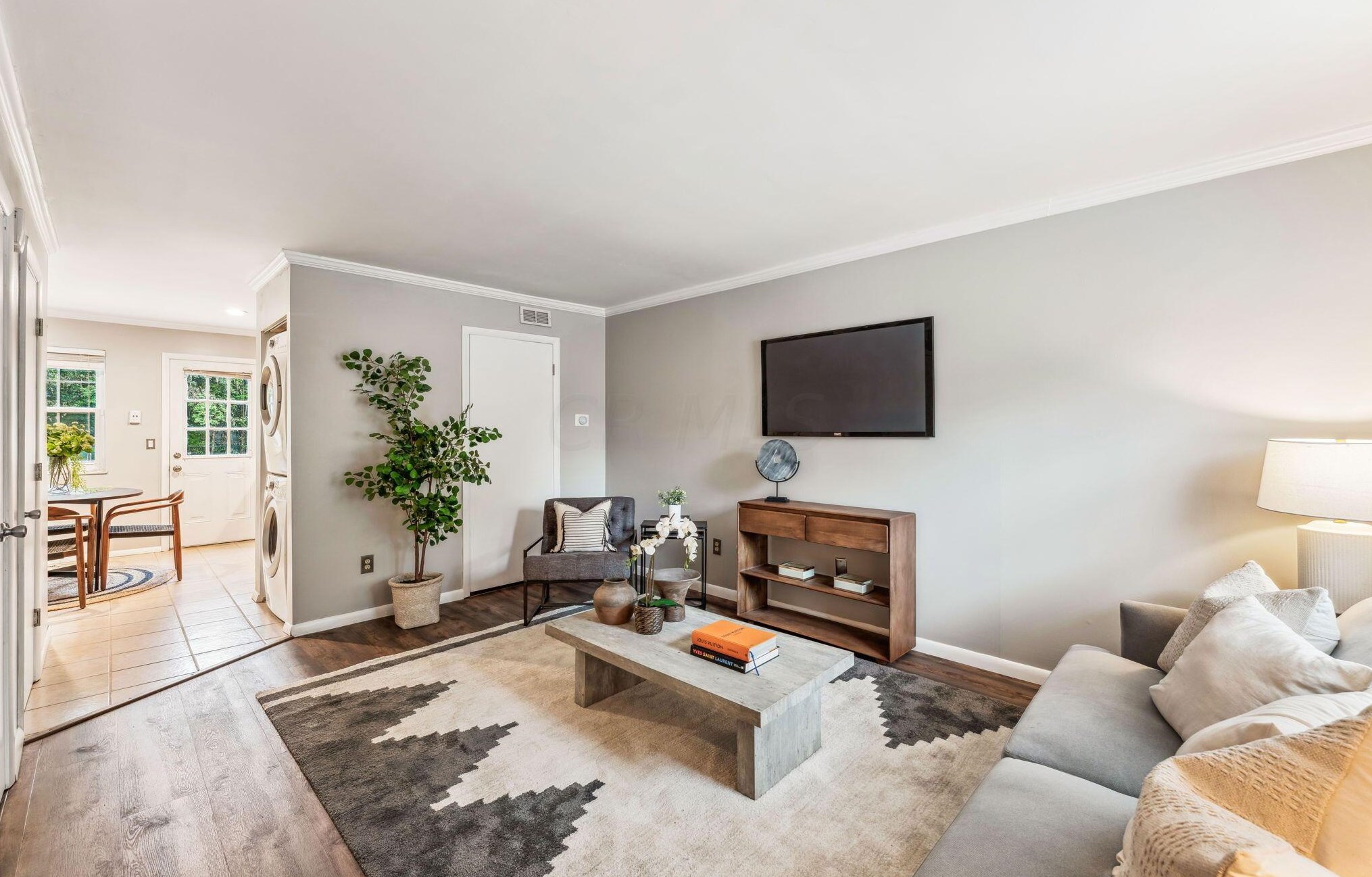 3048 Dorris Ave, Columbus OH 43202-1962 exterior