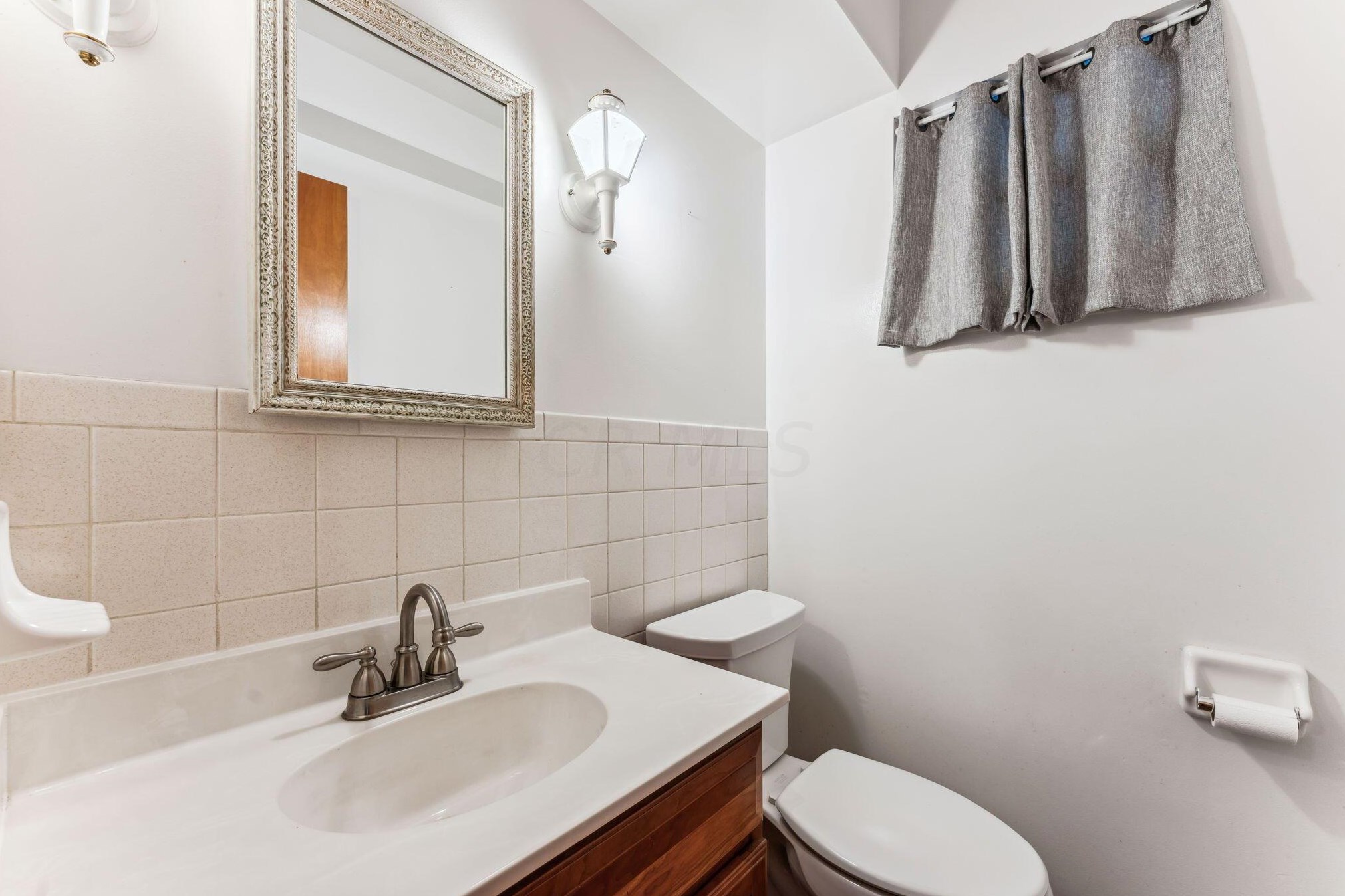 240 Eastmoor Blvd, Columbus OH  43209-2020 exterior