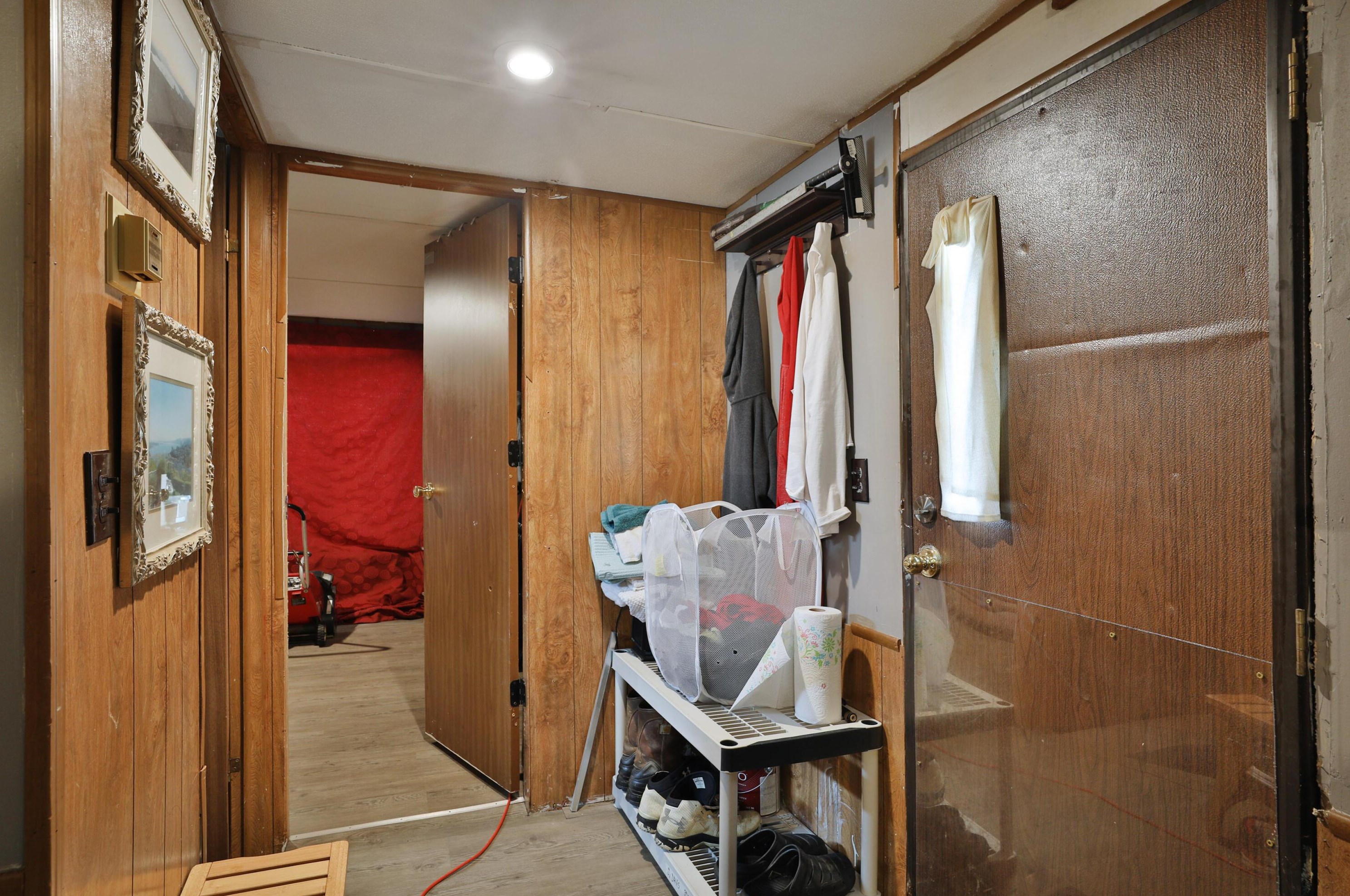 1598 Anchor Dr, Columbus OH 43207-1501 exterior