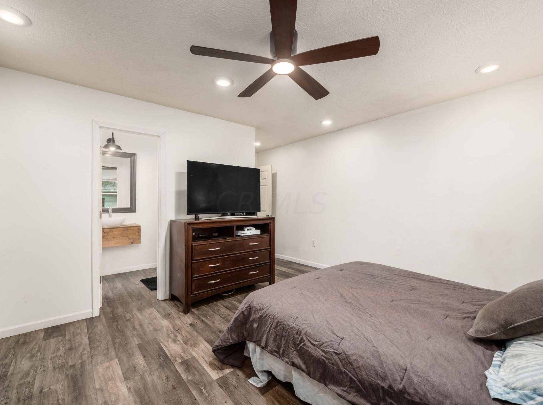 11061 Fancher Rd, Westerville OH  43082-9619 exterior