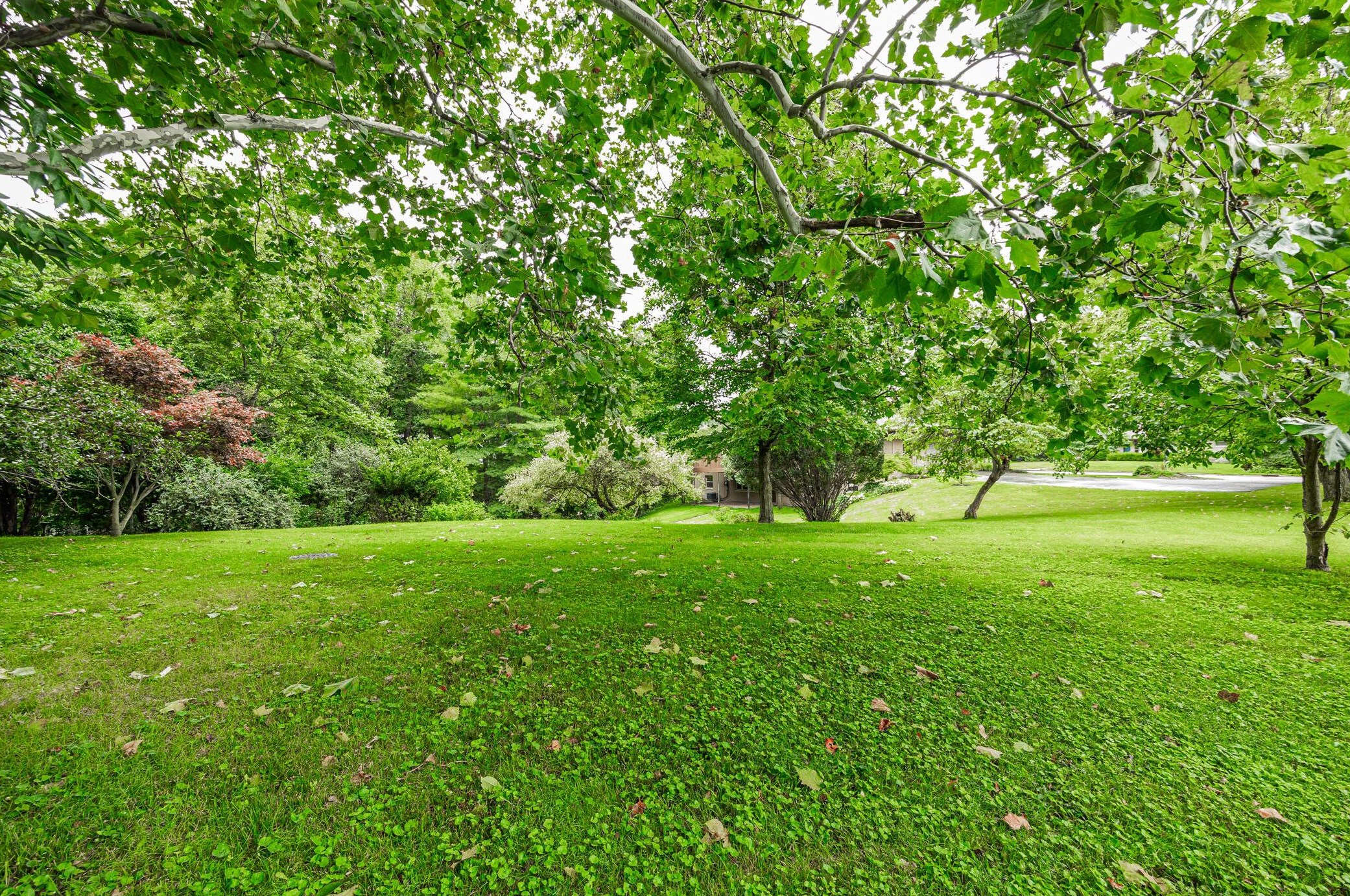 400 Schreyer Pl, Columbus OH 43214-2213 exterior