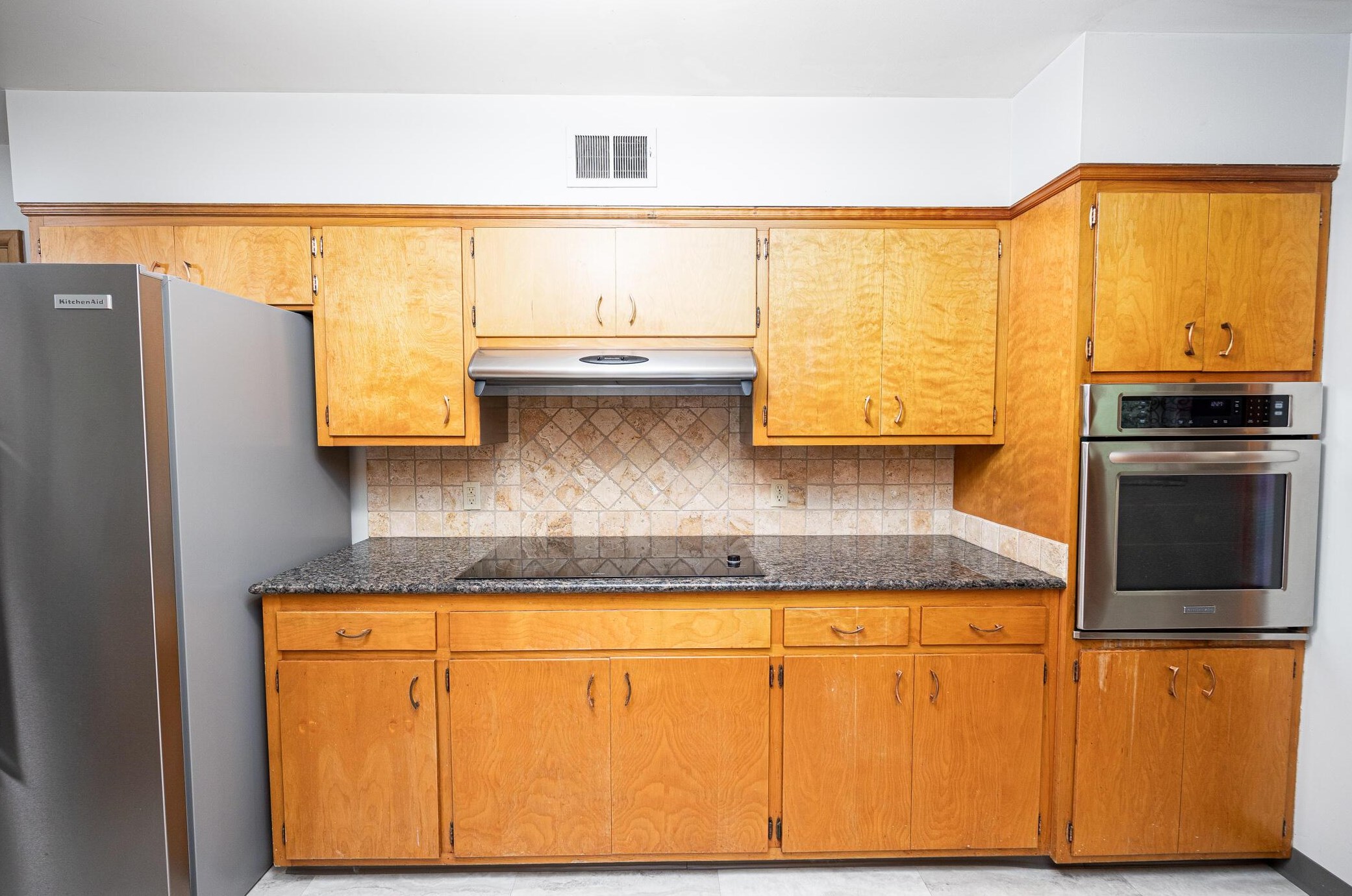 400 Schreyer Pl, Columbus OH 43214-2213 exterior