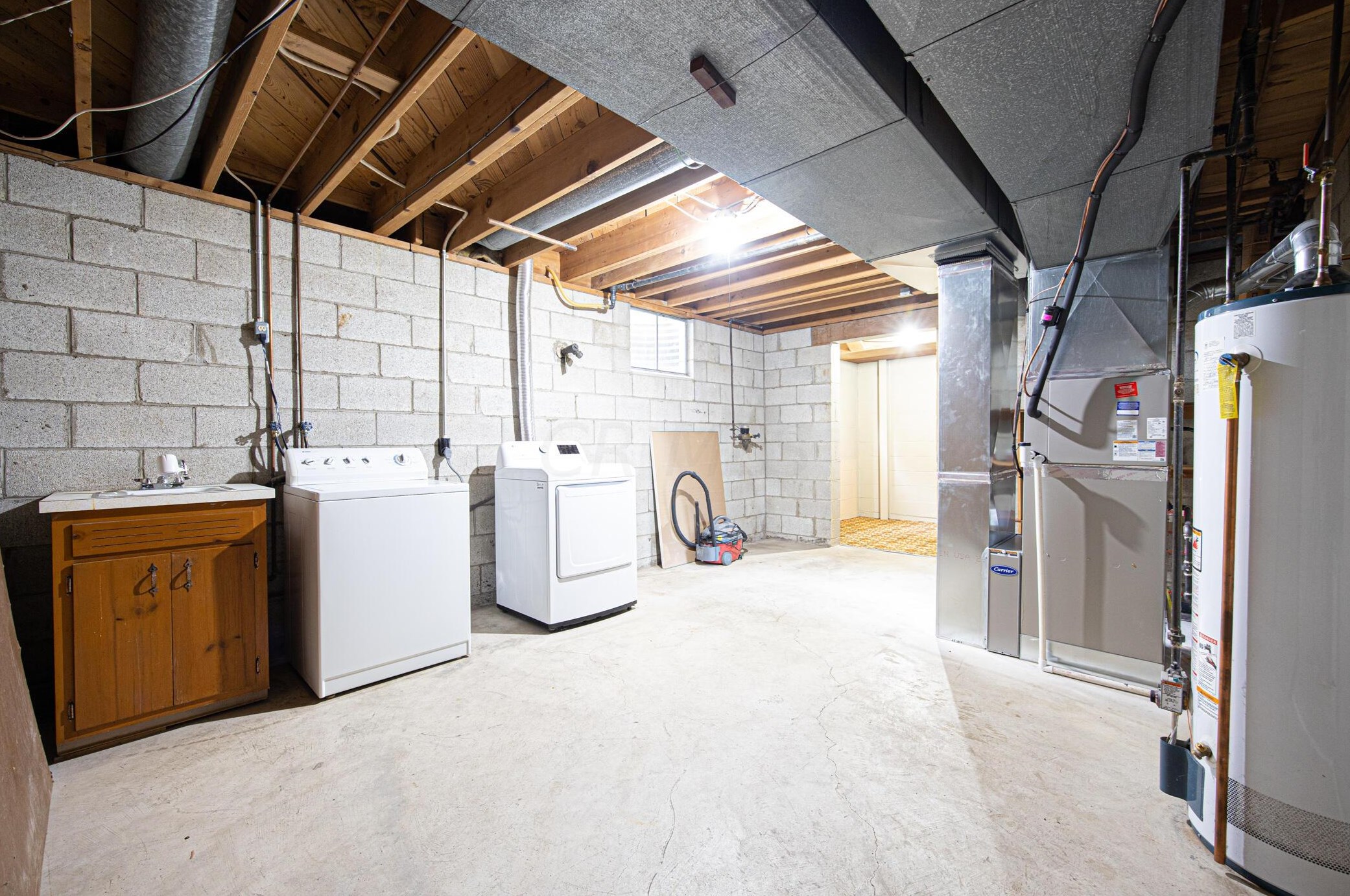 400 Schreyer Pl, Columbus OH 43214-2213 exterior