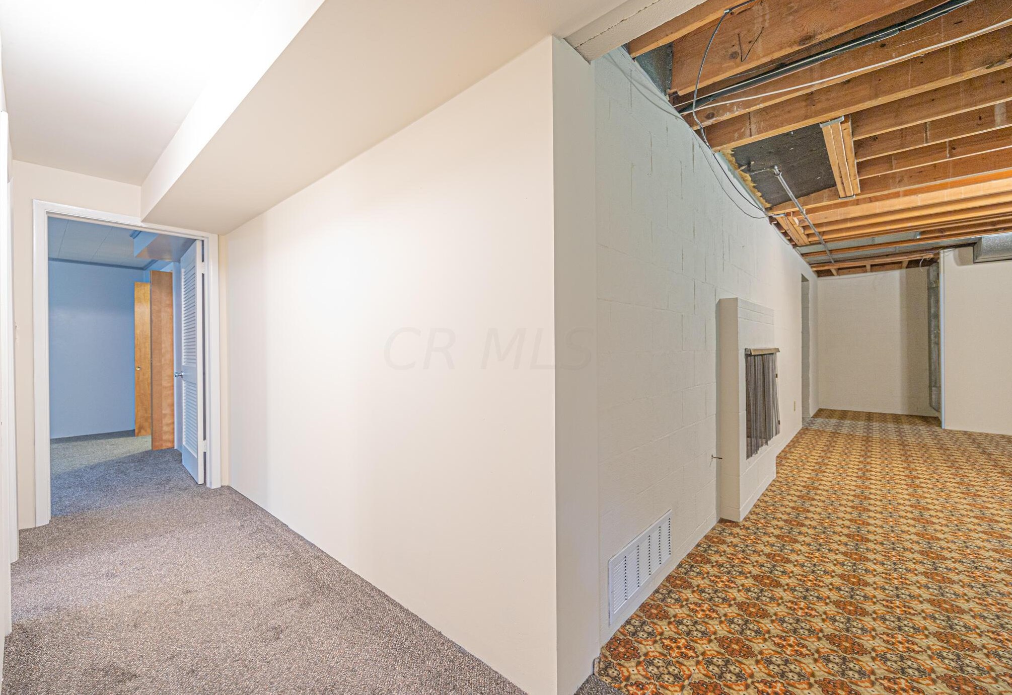 400 Schreyer Pl, Columbus OH 43214-2213 exterior