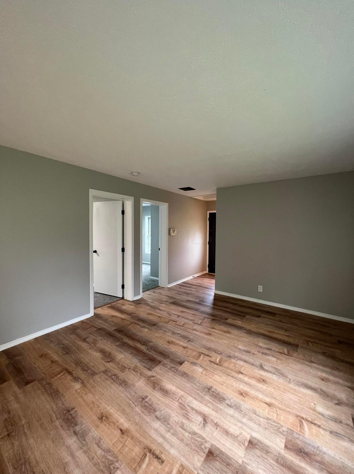 828 Hilock Rd, Columbus OH 43207-3173 exterior