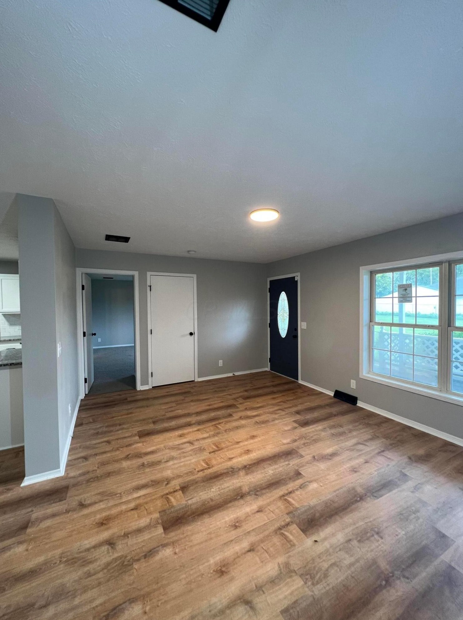 828 Hilock Rd, Columbus OH 43207-3173 exterior