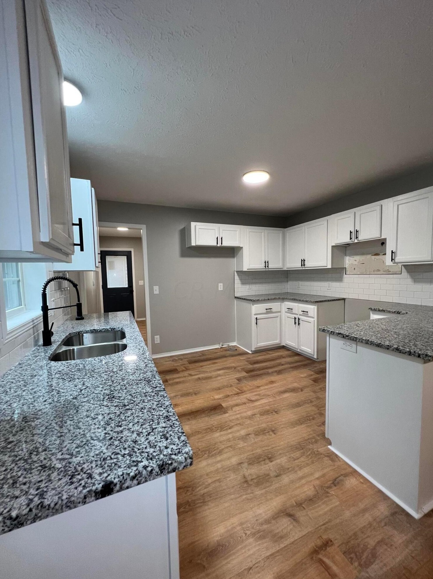 828 Hilock Rd, Columbus OH 43207-3173 exterior