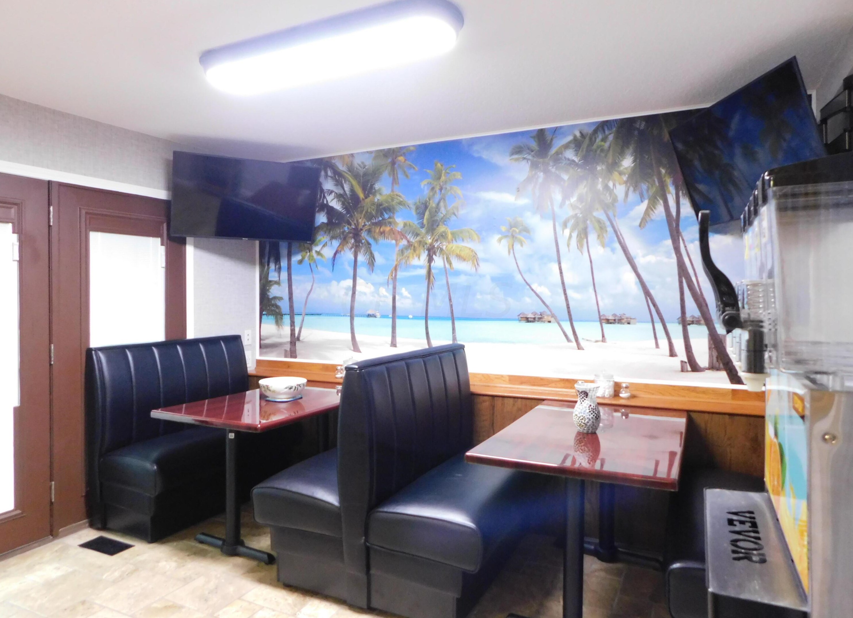 2213 Noe Bixby Rd, Columbus OH 43232-4100 exterior