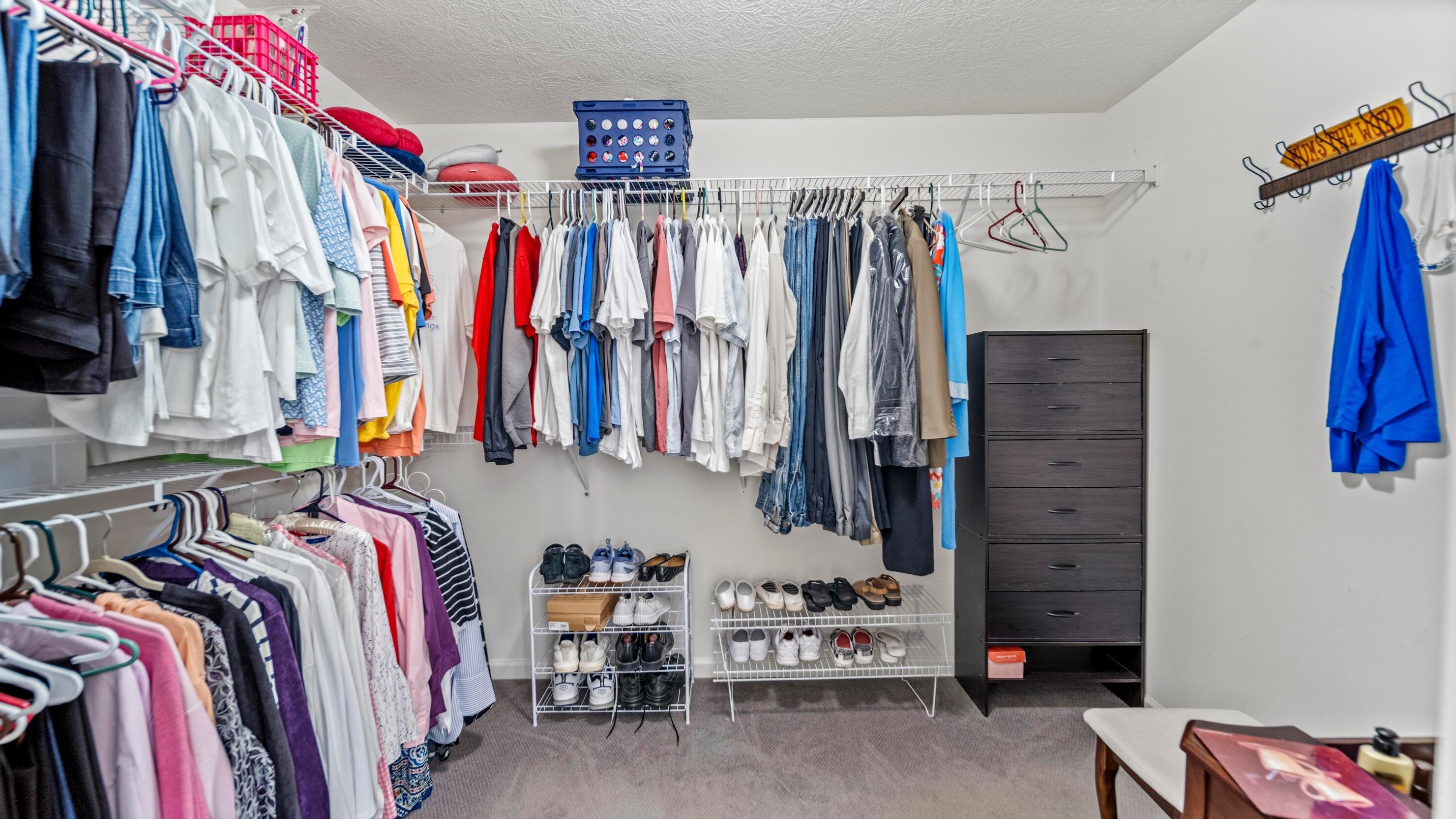 373 Cover Pl, Columbus OH 43235-6452 exterior