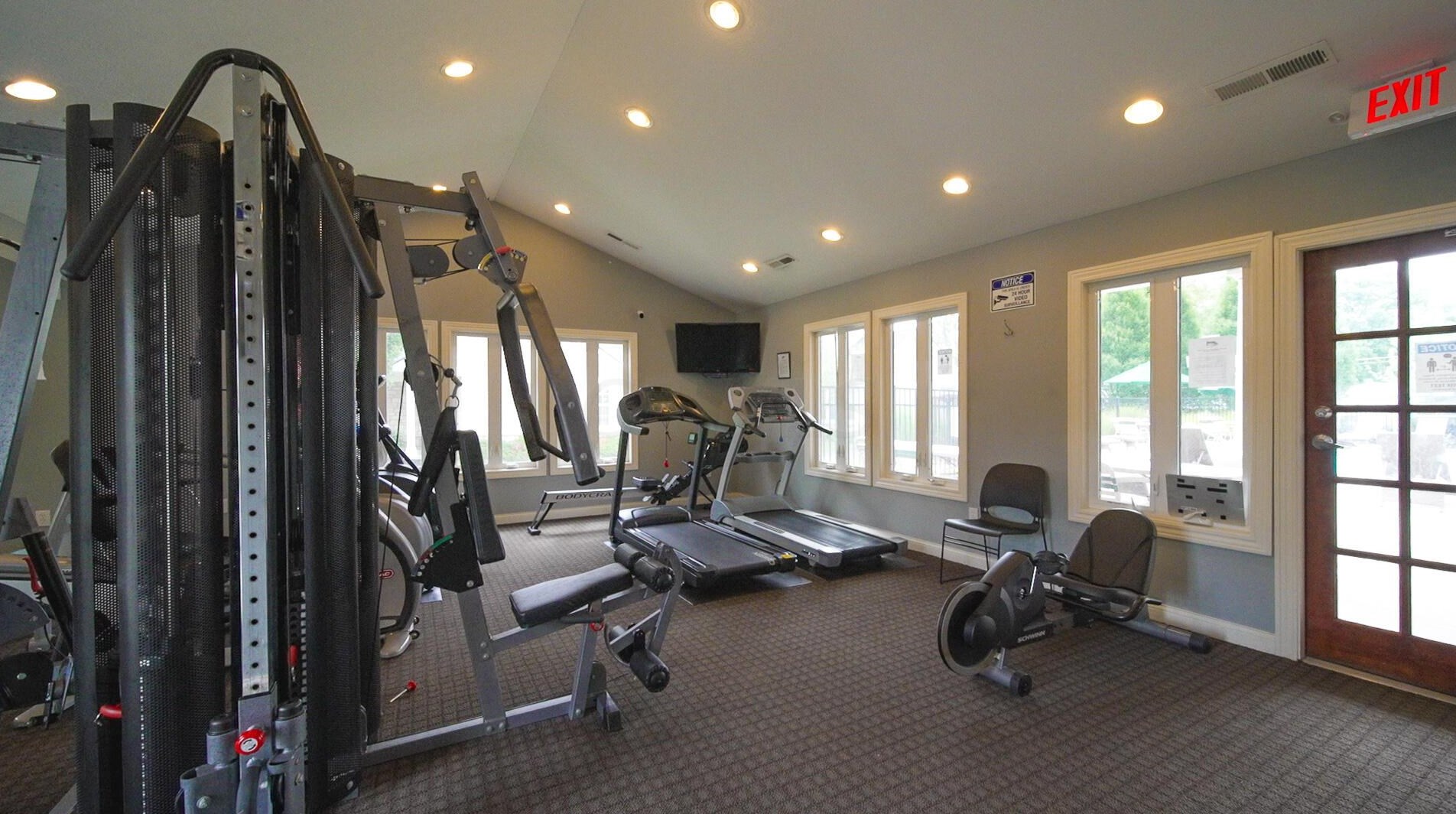 373 Cover Pl, Columbus OH 43235-6452 exterior