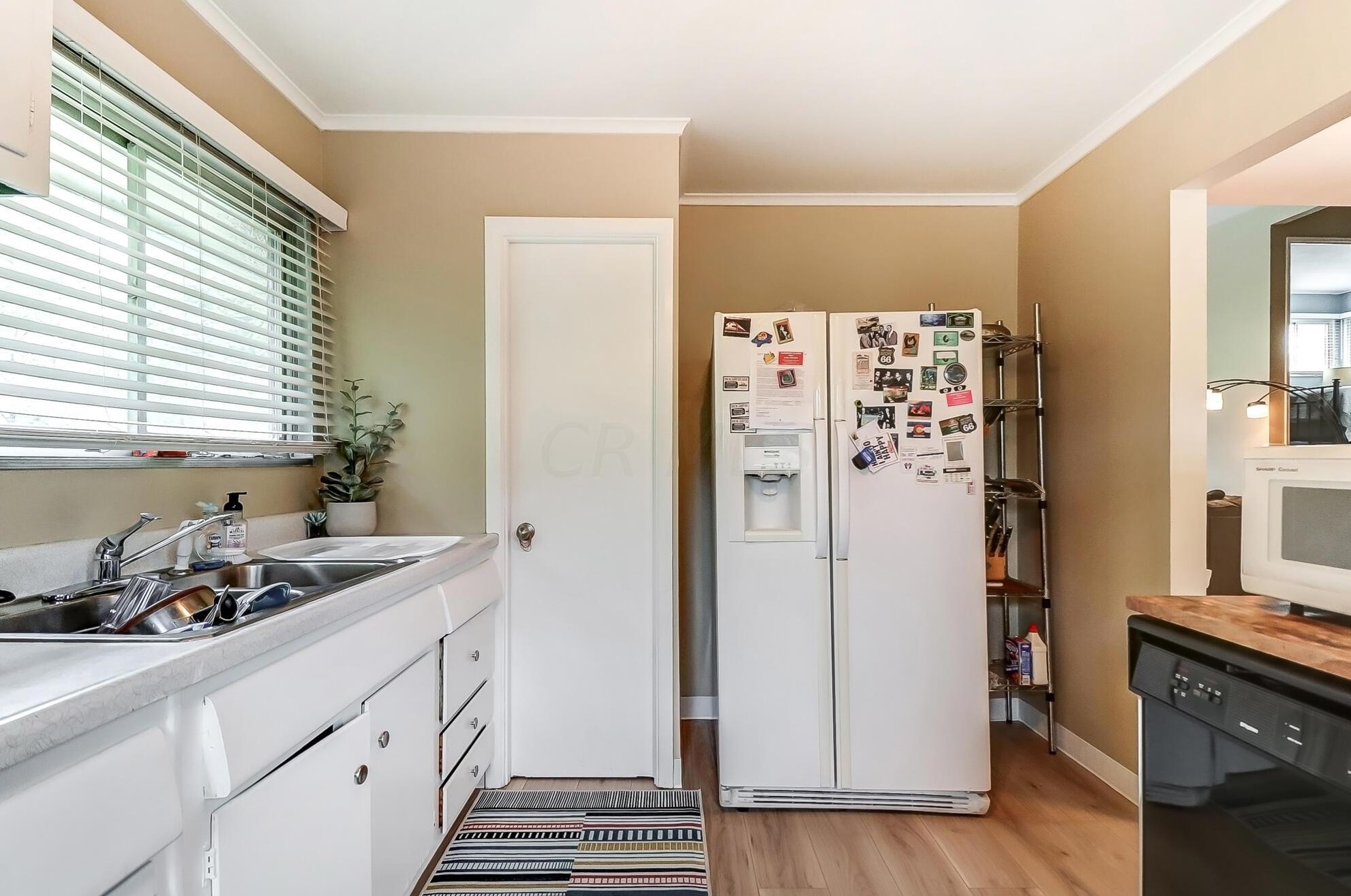 881 Bricker Blvd, Columbus OH 43221-1679 exterior