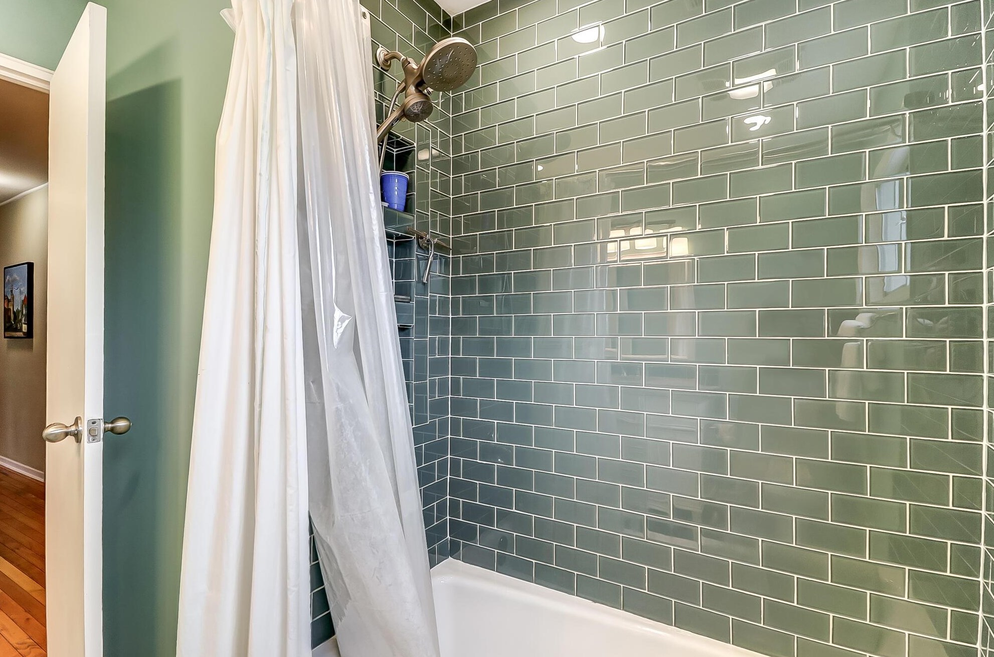 881 Bricker Blvd, Columbus OH 43221-1679 exterior