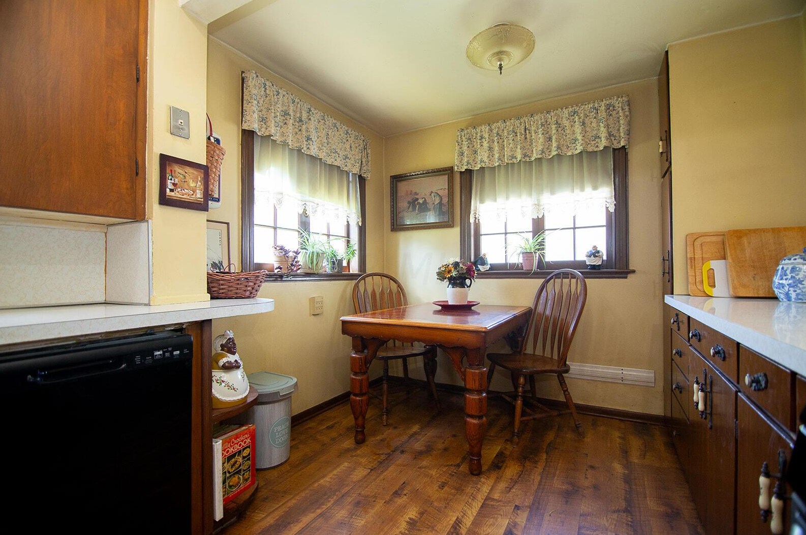 941 Westphal Ave, Columbus OH 43213-2844 exterior