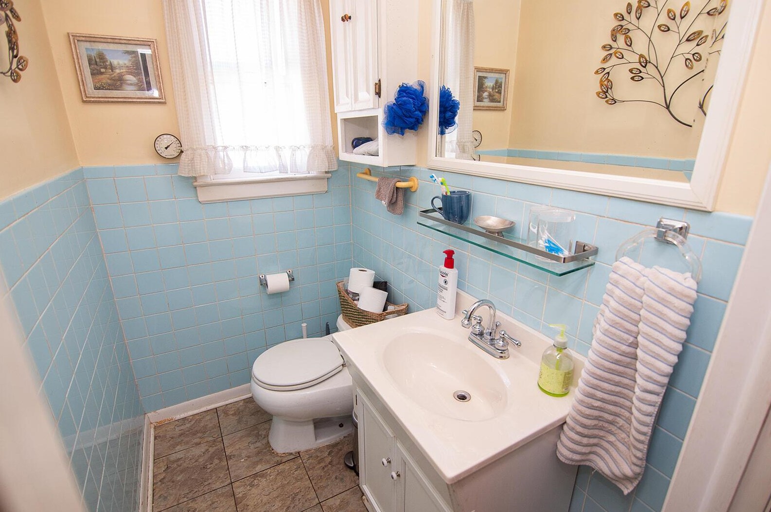 941 Westphal Ave, Columbus OH 43213-2844 exterior