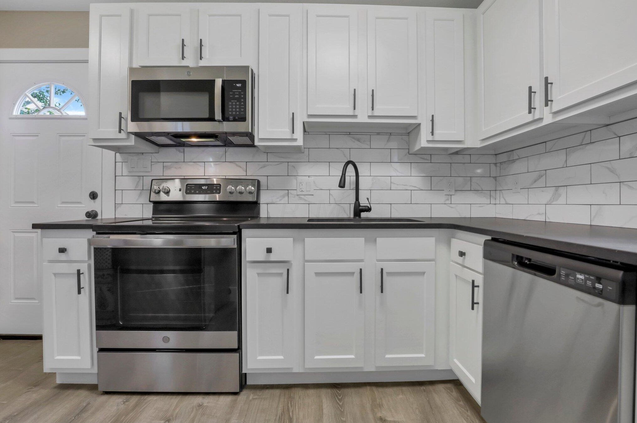 792 Exeter Rd, Columbus OH 43213-2423 exterior