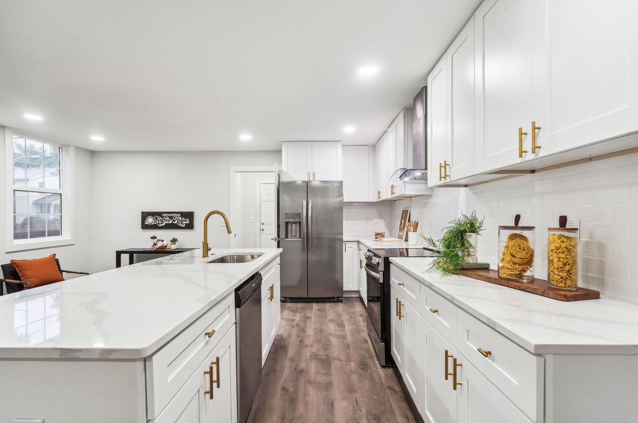 974 Heyl Ave, Columbus OH  43206-2490 exterior