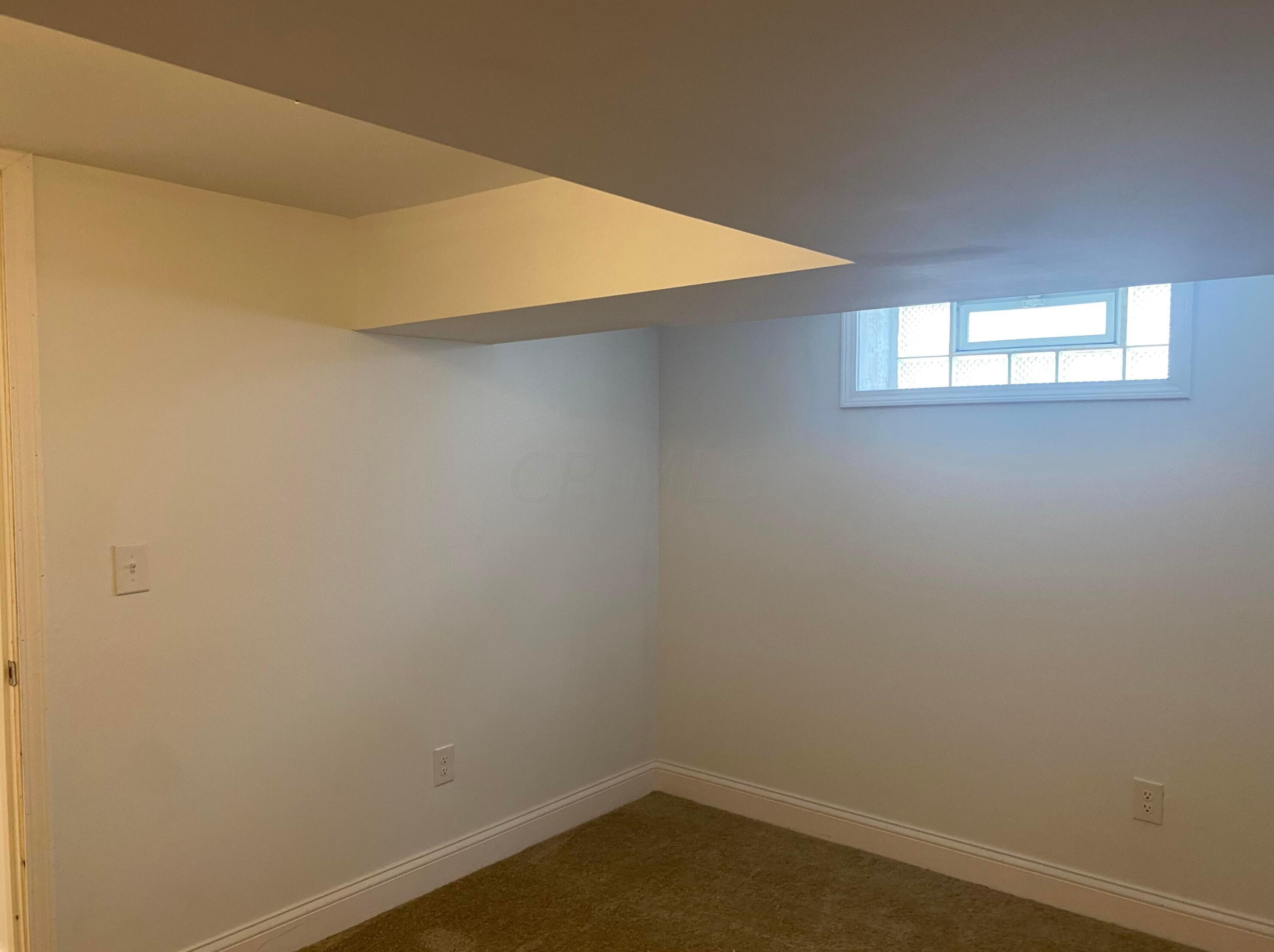 1696 Melrose Ave, Columbus OH  43224-4339 exterior