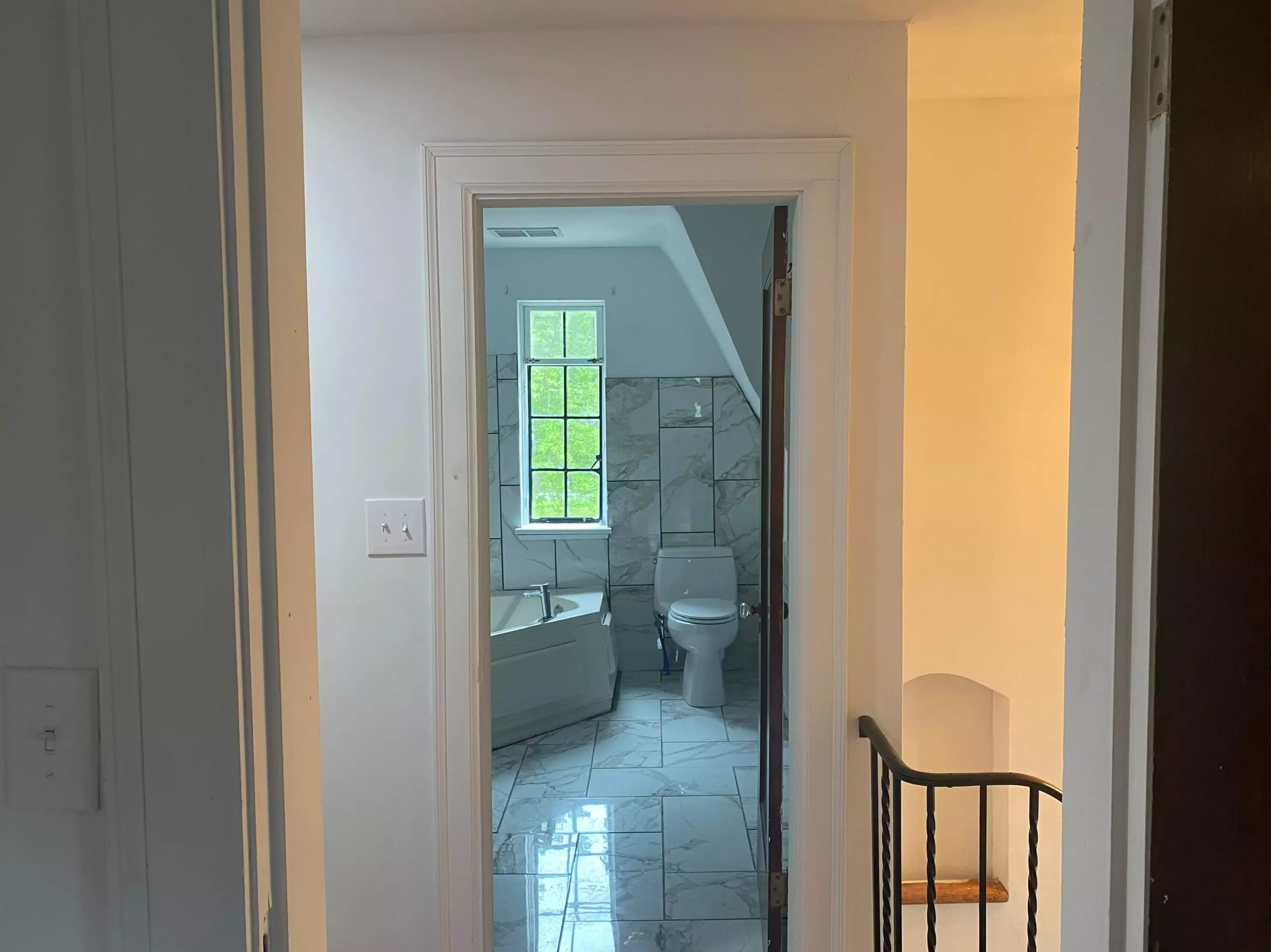 1696 Melrose Ave, Columbus OH  43224-4339 exterior