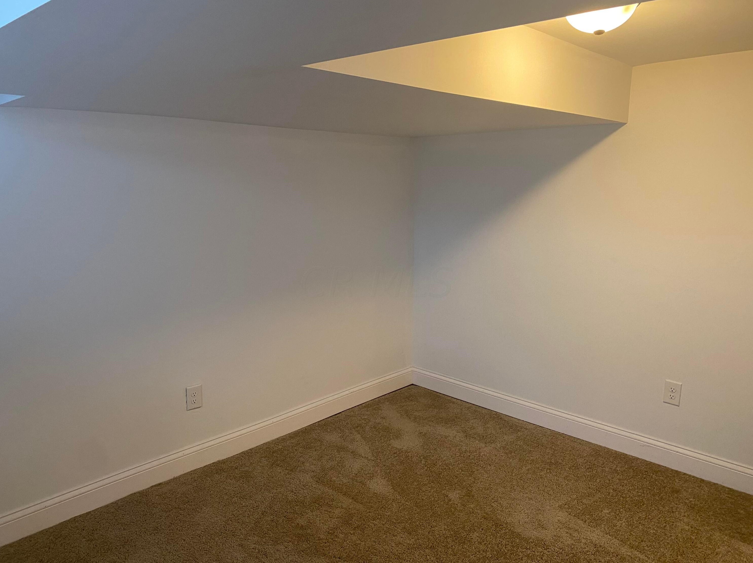 1696 Melrose Ave, Columbus OH  43224-4339 exterior