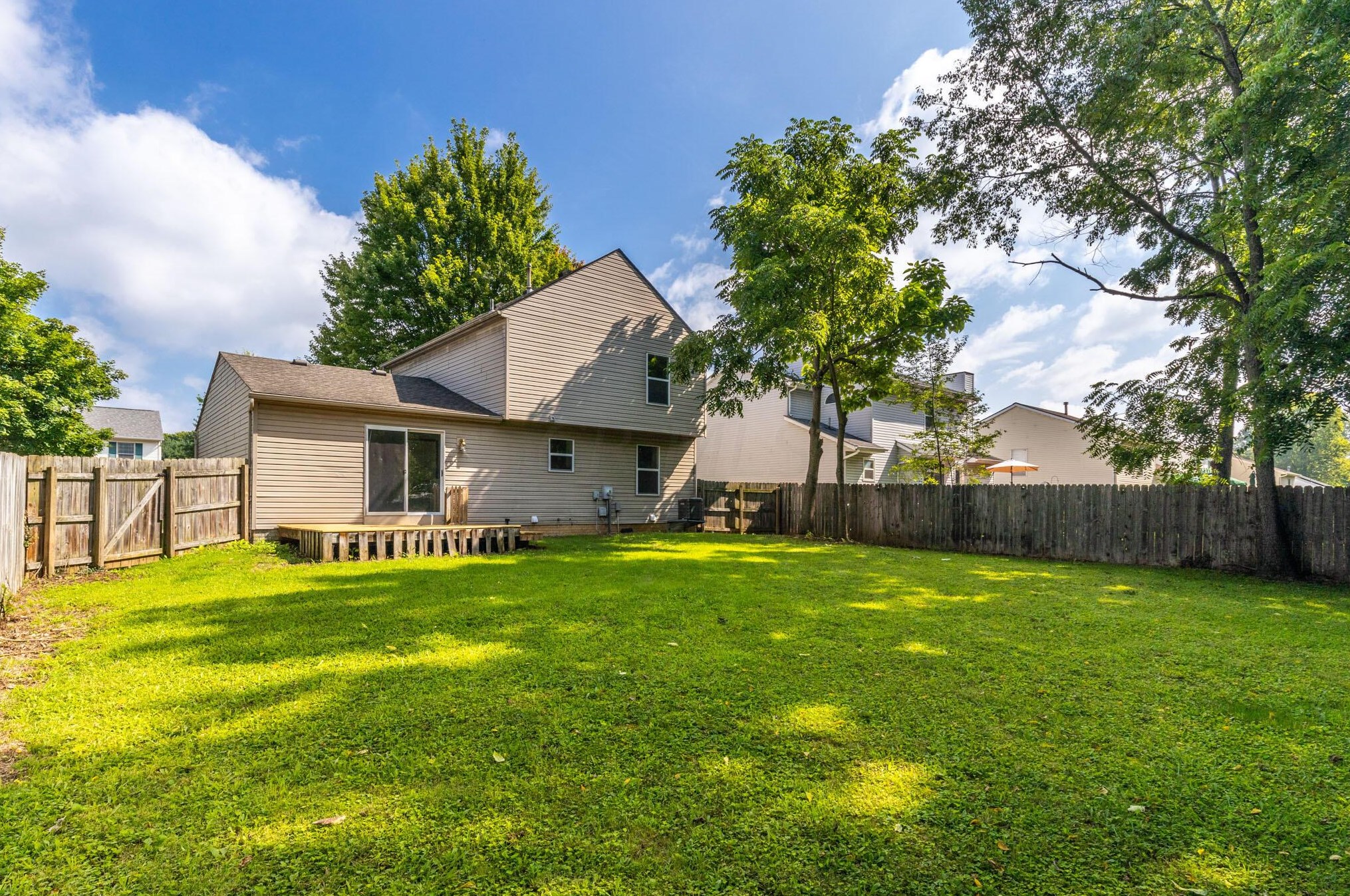 4641 Stratford Ln, Columbus OH exterior