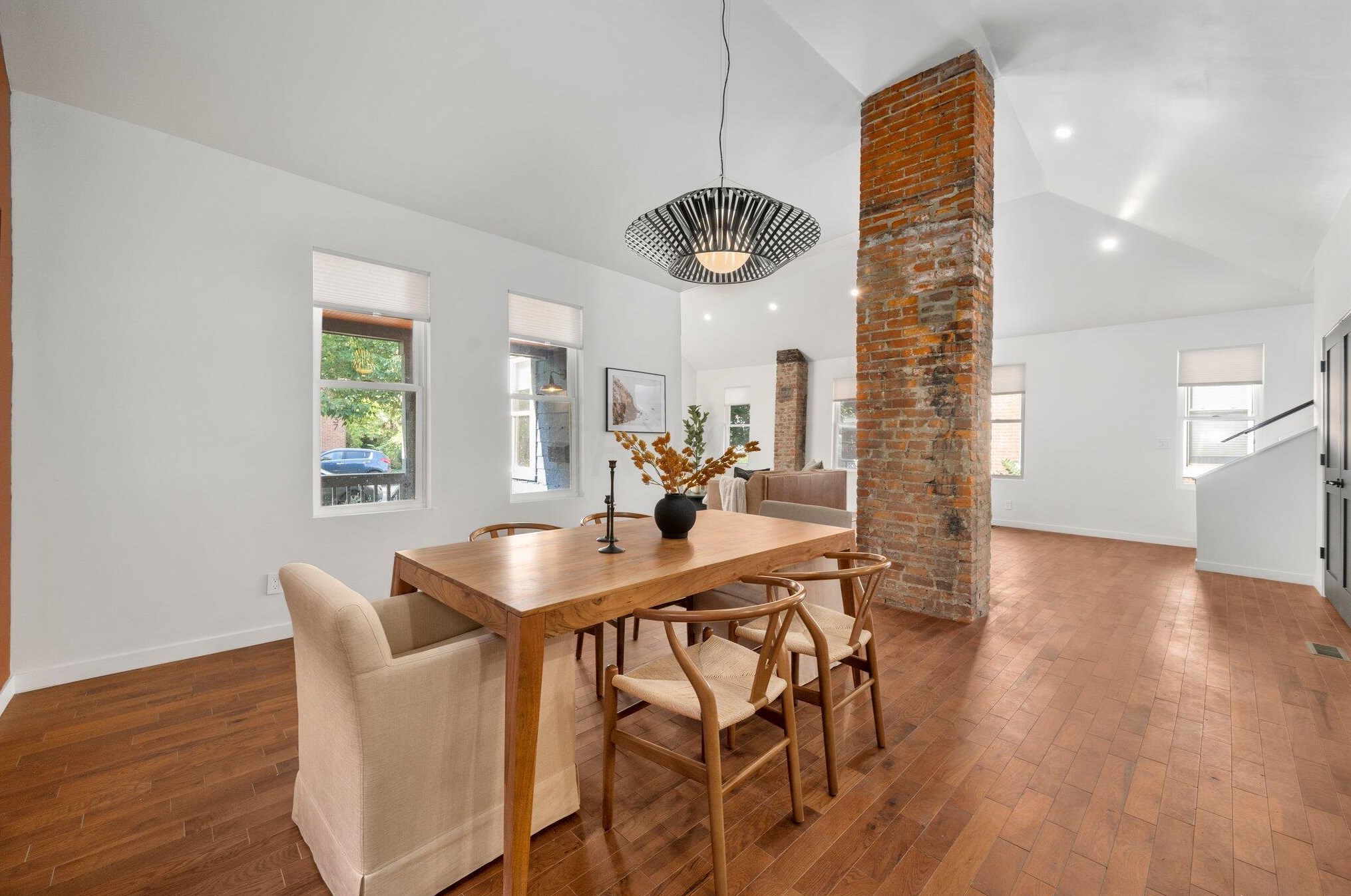 440 Deshler Ave, Columbus OH  43206-2717 exterior