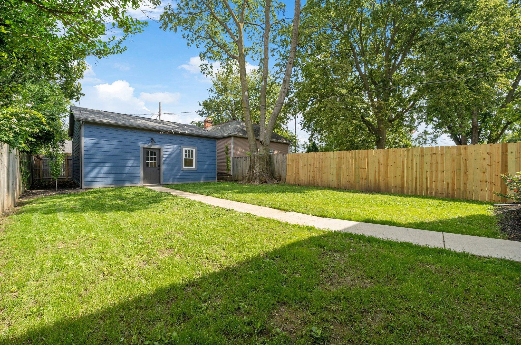 440 Deshler Ave, Columbus OH  43206-2717 exterior