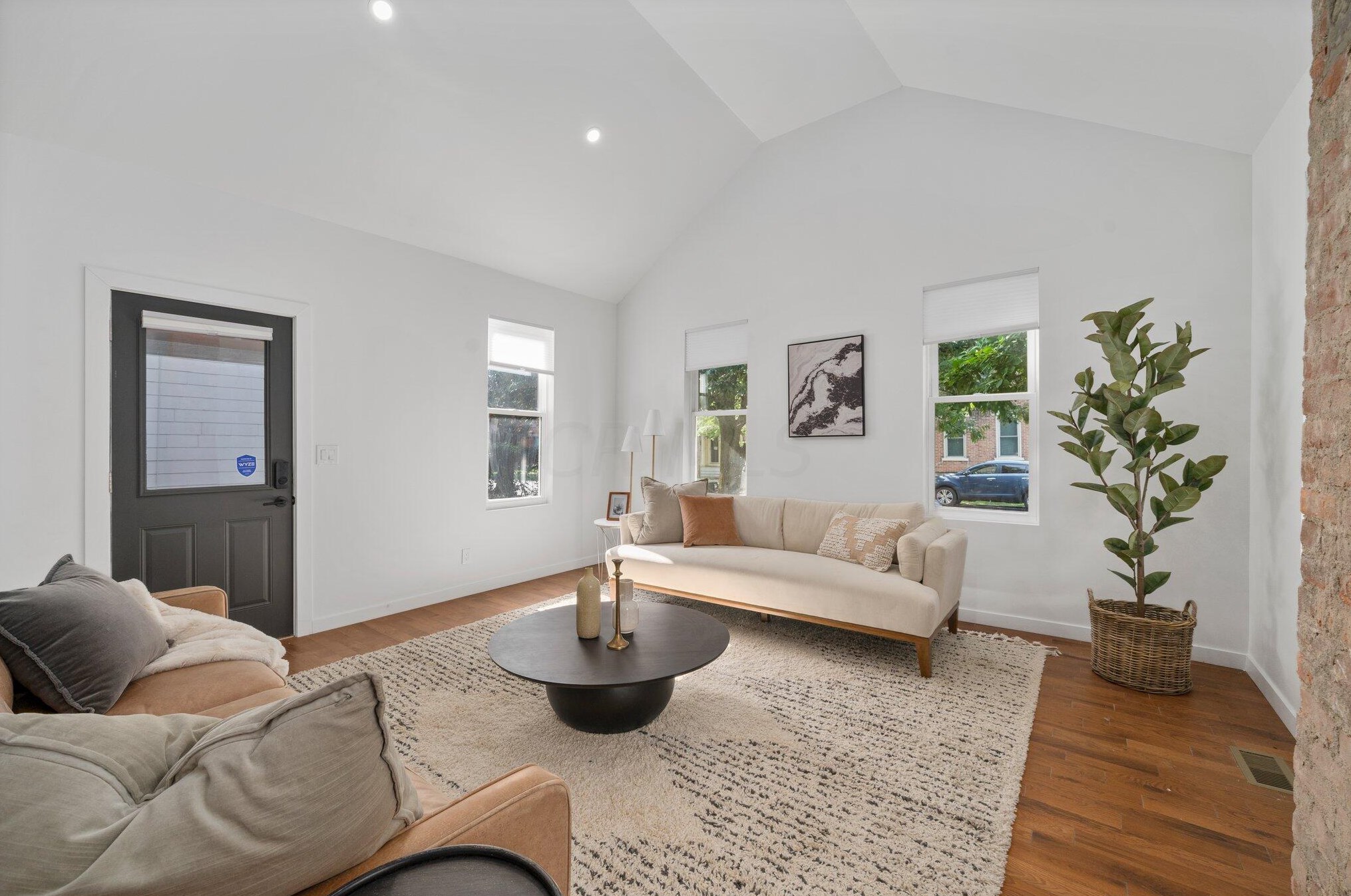 440 Deshler Ave, Columbus OH  43206-2717 exterior