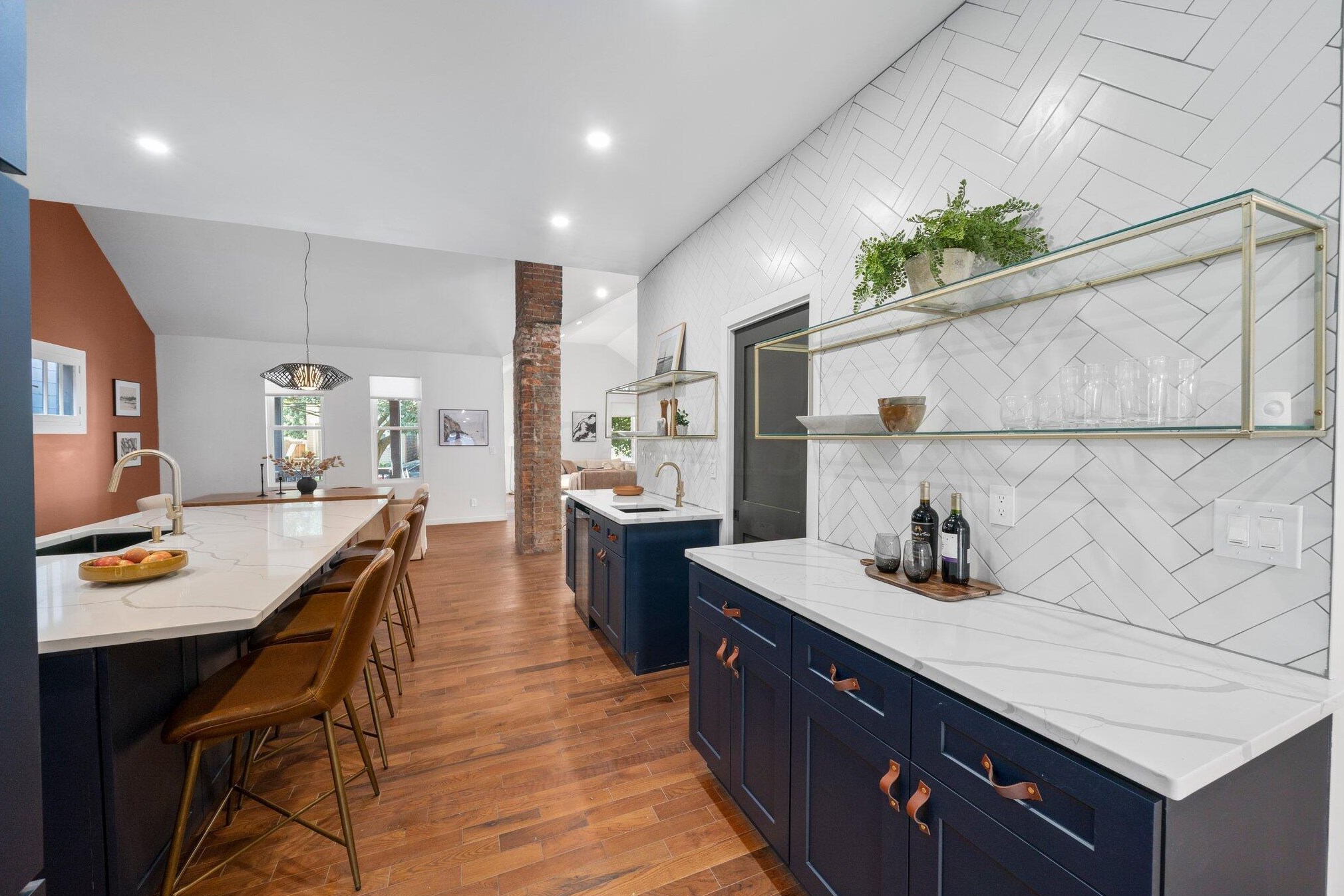 440 Deshler Ave, Columbus OH  43206-2717 exterior