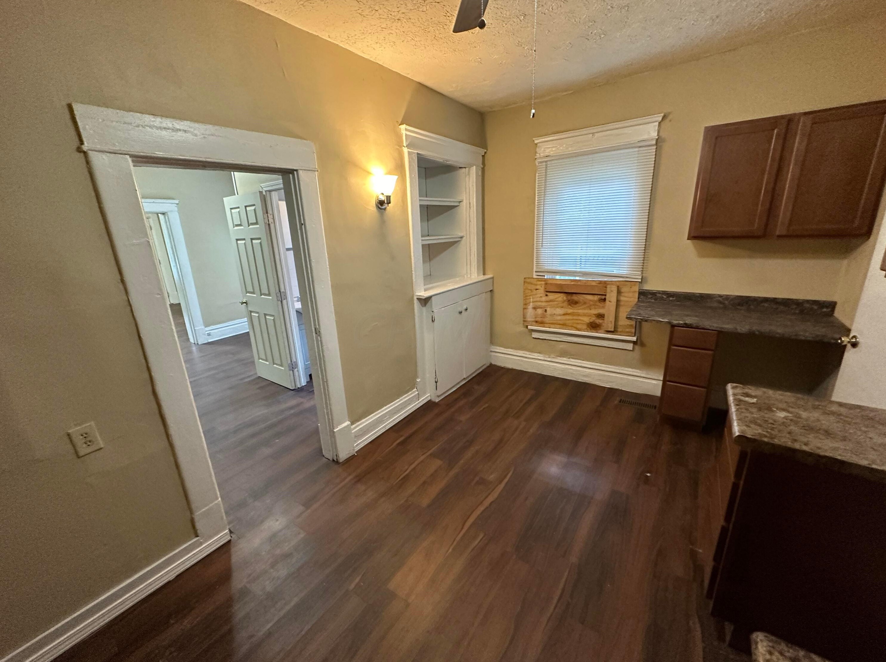 309 Whitethorne Ave, Columbus OH  43223-1173 exterior