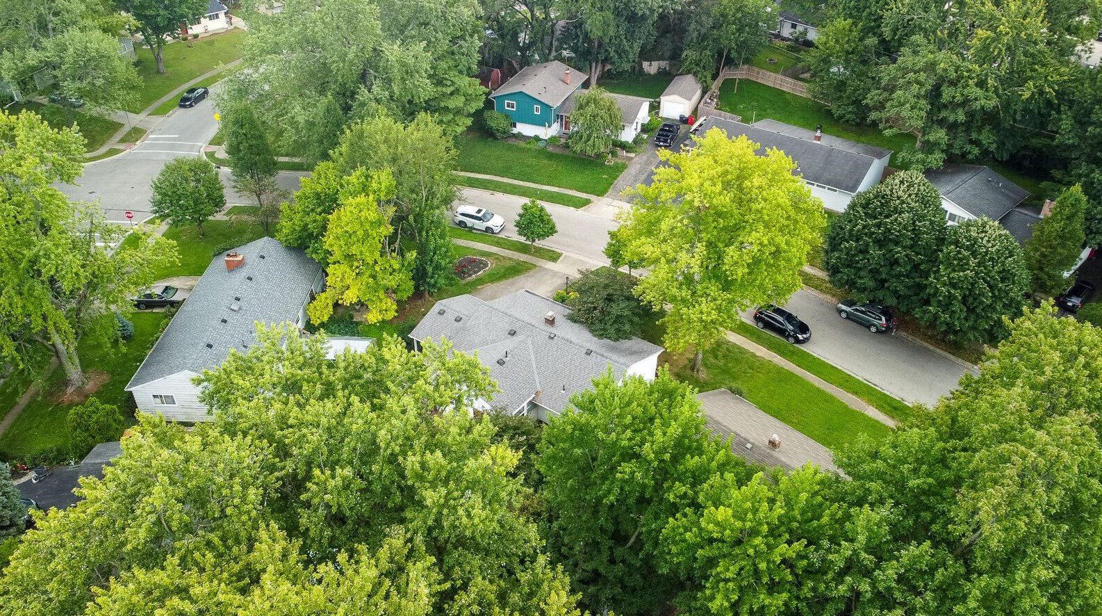 406 Stafford Ave, Columbus OH 43085-3156 exterior