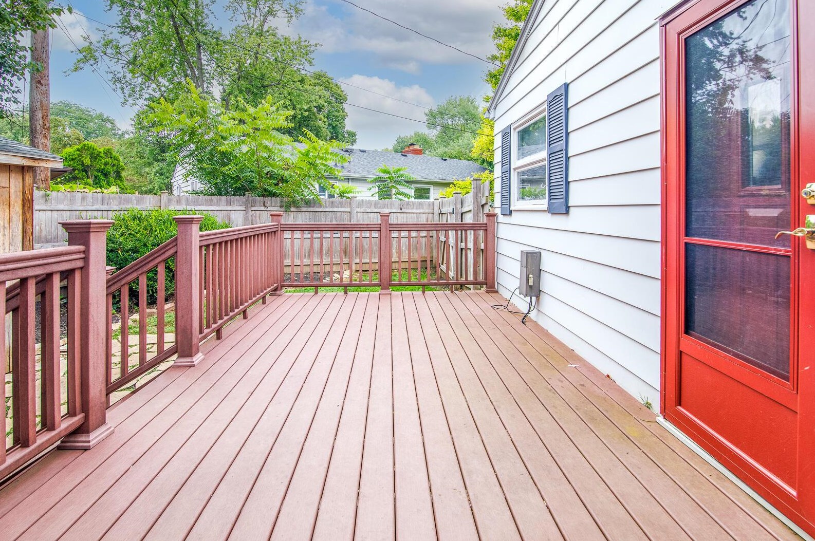 406 Stafford Ave, Columbus OH 43085-3156 exterior