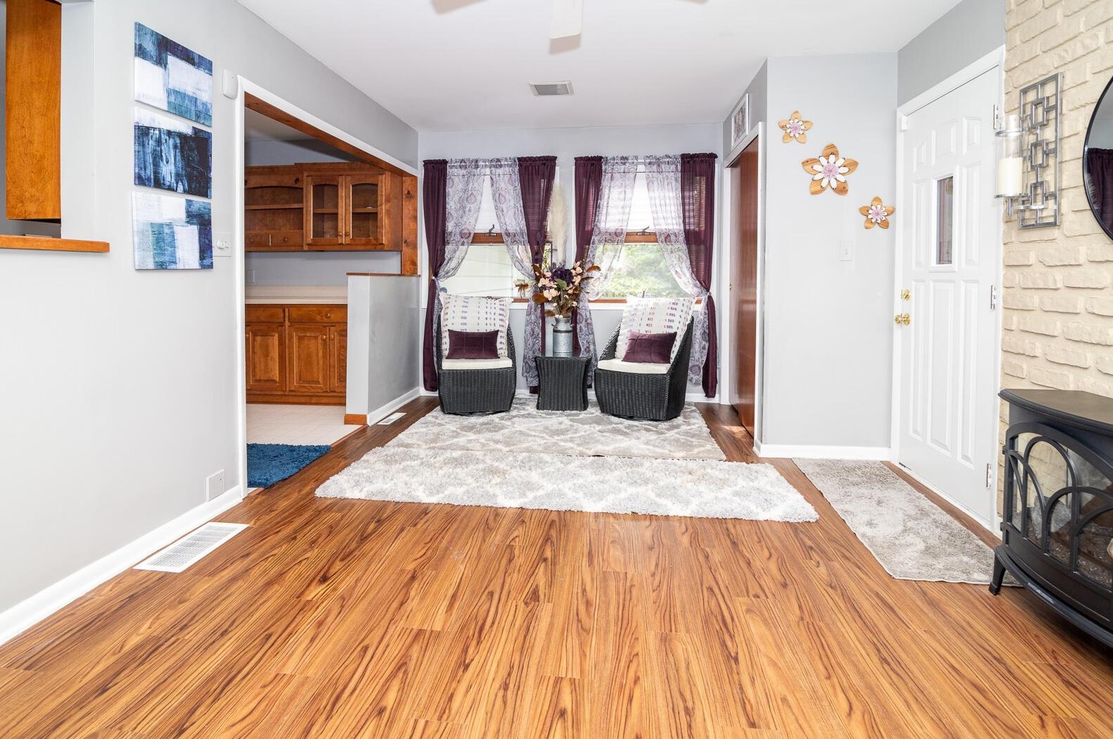 406 Stafford Ave, Columbus OH 43085-3156 exterior