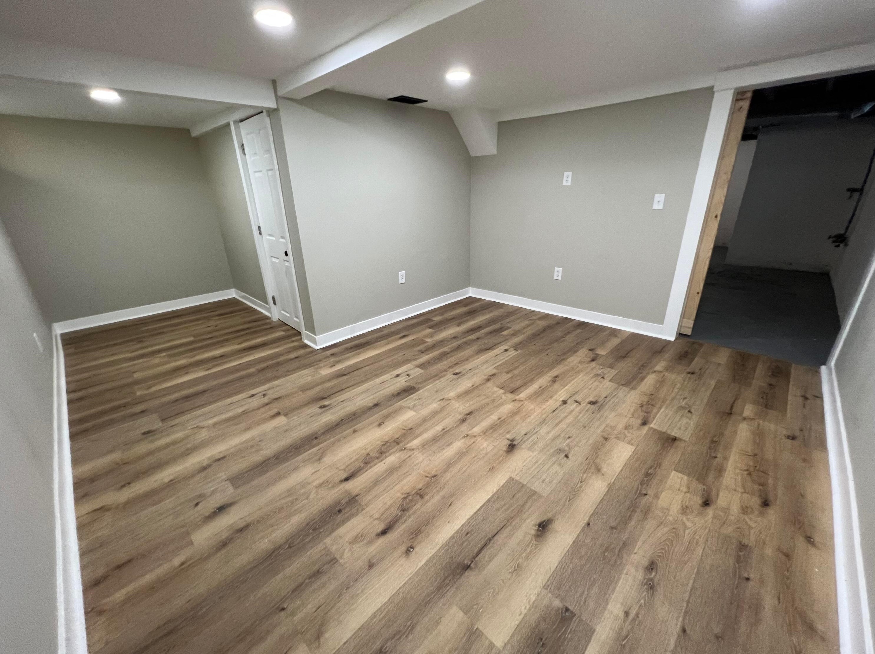 3012 Mcguffey Rd, Columbus OH  43224-4137 exterior