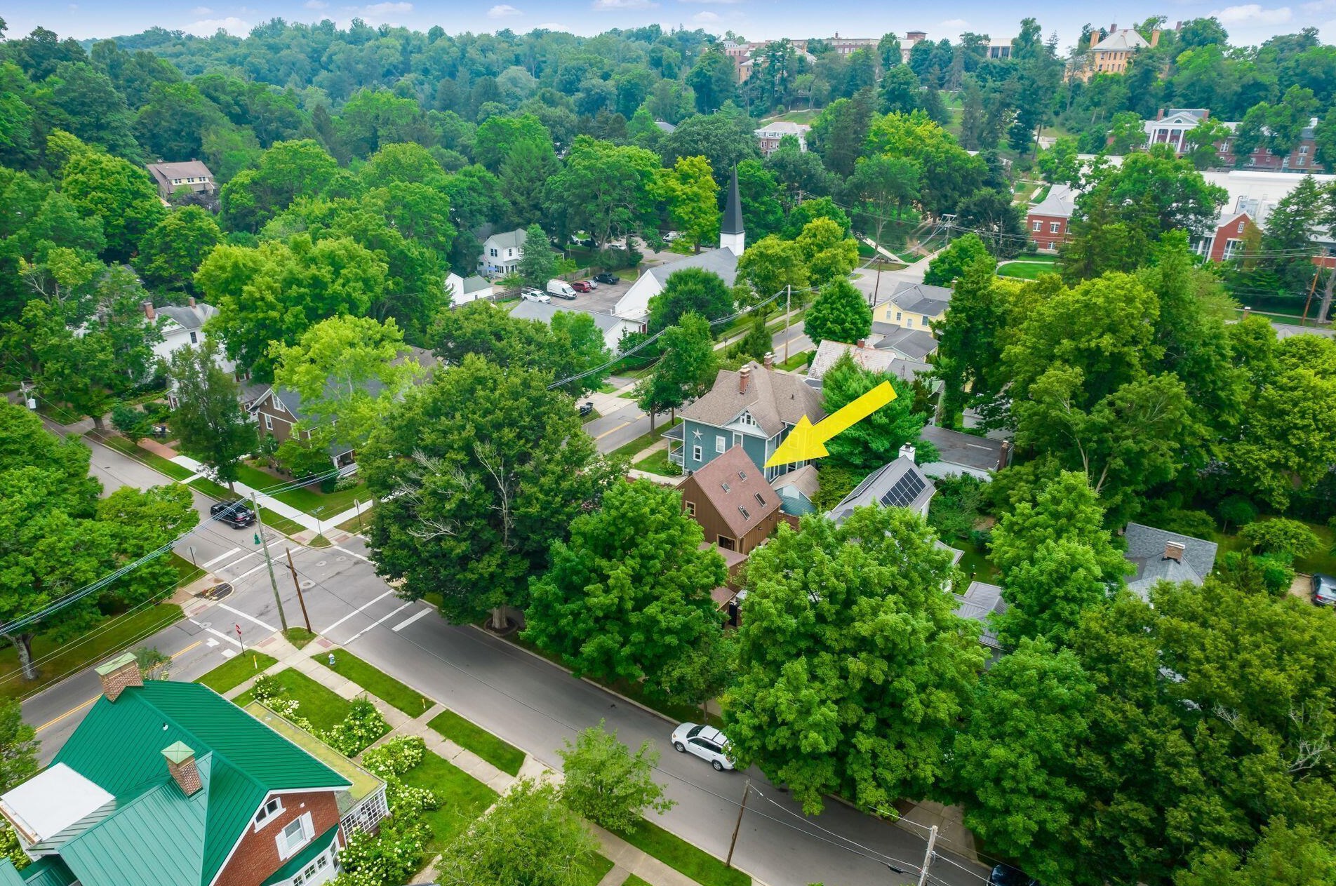 236 Elm St, Granville OH  43023-1404 exterior