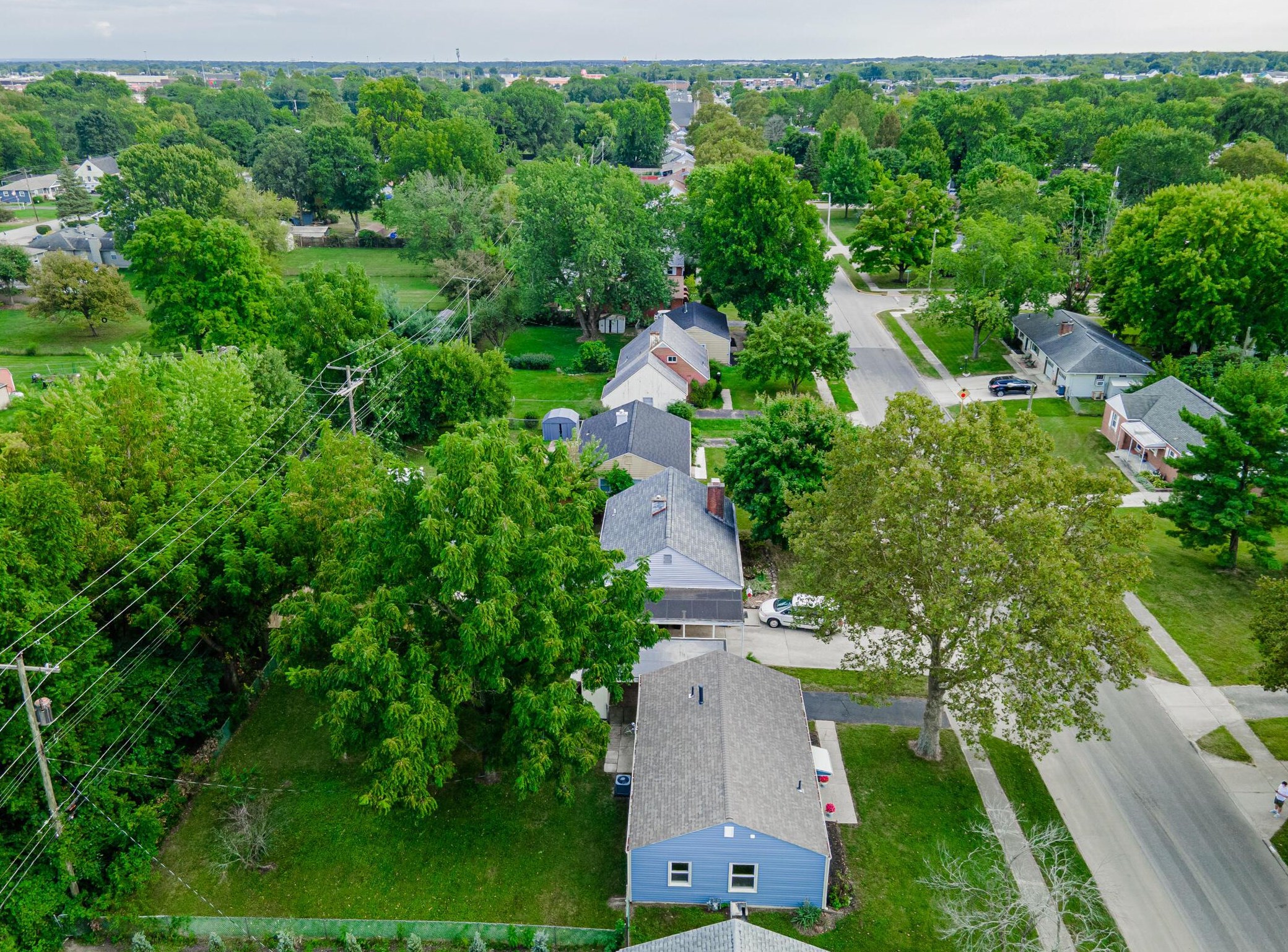 378 Old Village Rd, Columbus OH 43228-1374 exterior