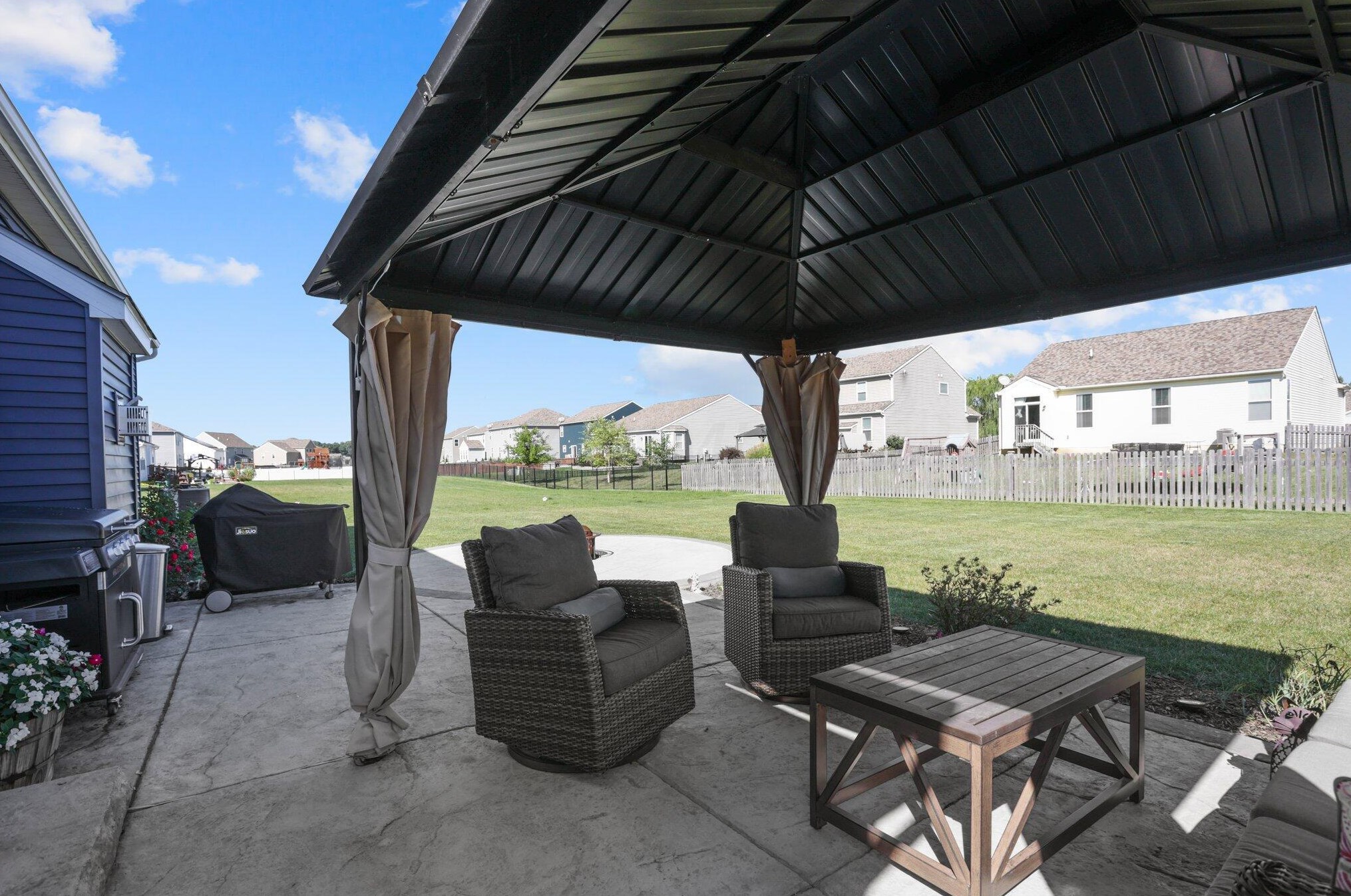 194 Mannaseh Dr, Granville OH  43023-9059 exterior