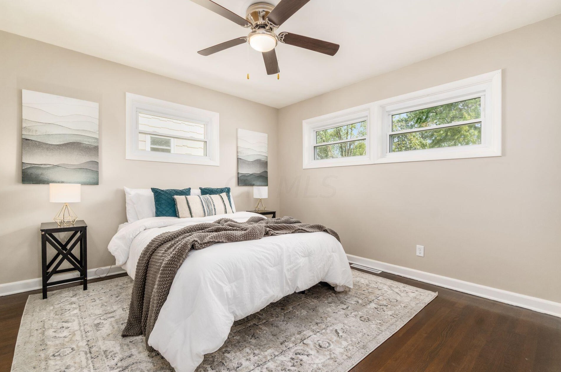 985 Bernhard Rd, Columbus OH 43227-1229 exterior