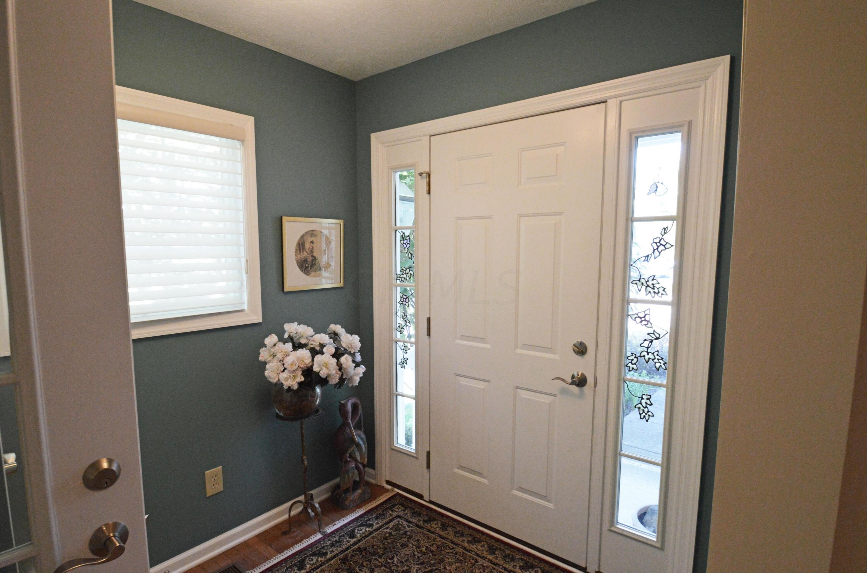 1203 Sanctuary Pl, Columbus OH 43230-8490 exterior