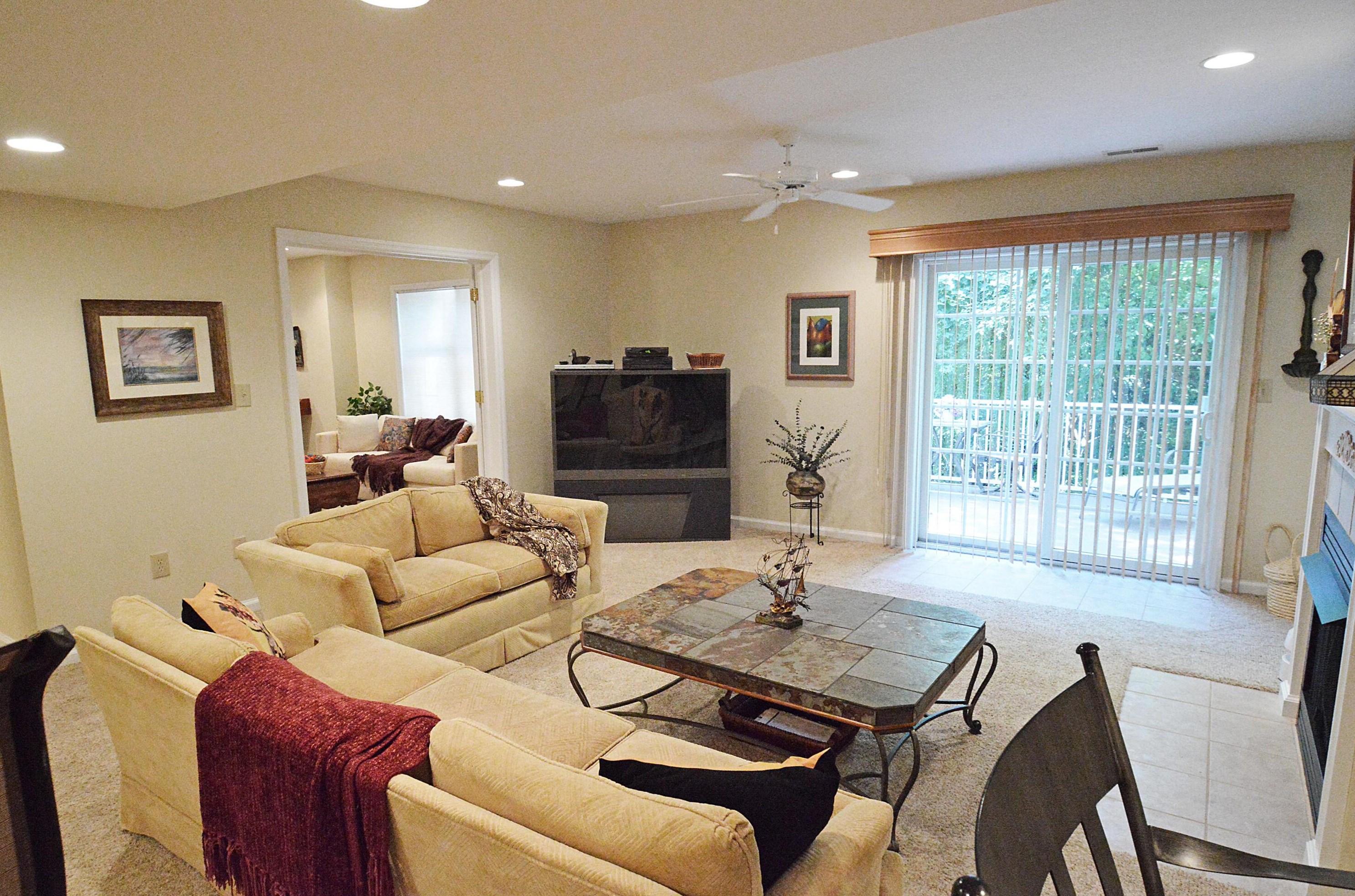 1203 Sanctuary Pl, Columbus OH 43230-8490 exterior