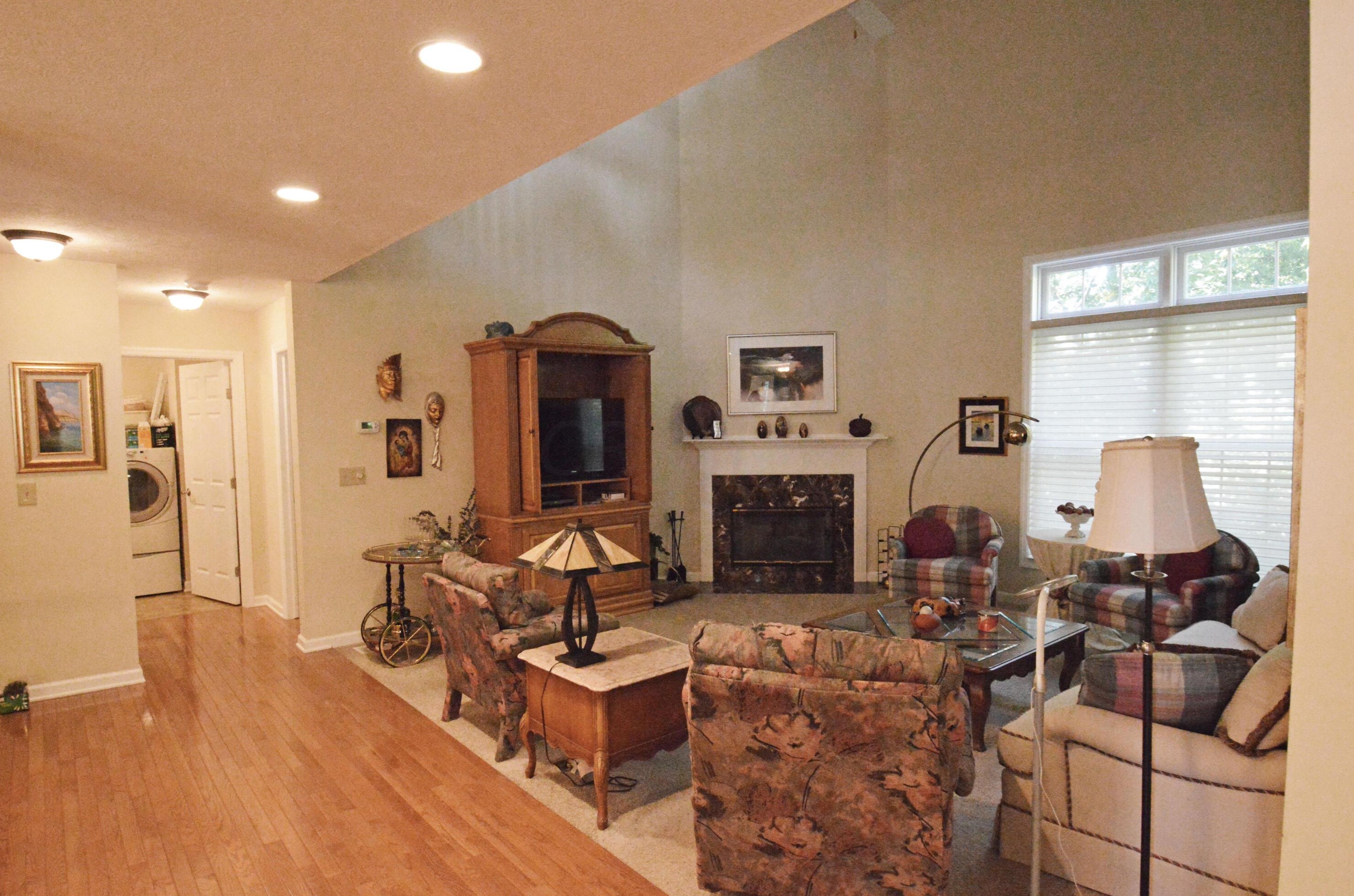 1203 Sanctuary Pl, Columbus OH 43230-8490 exterior