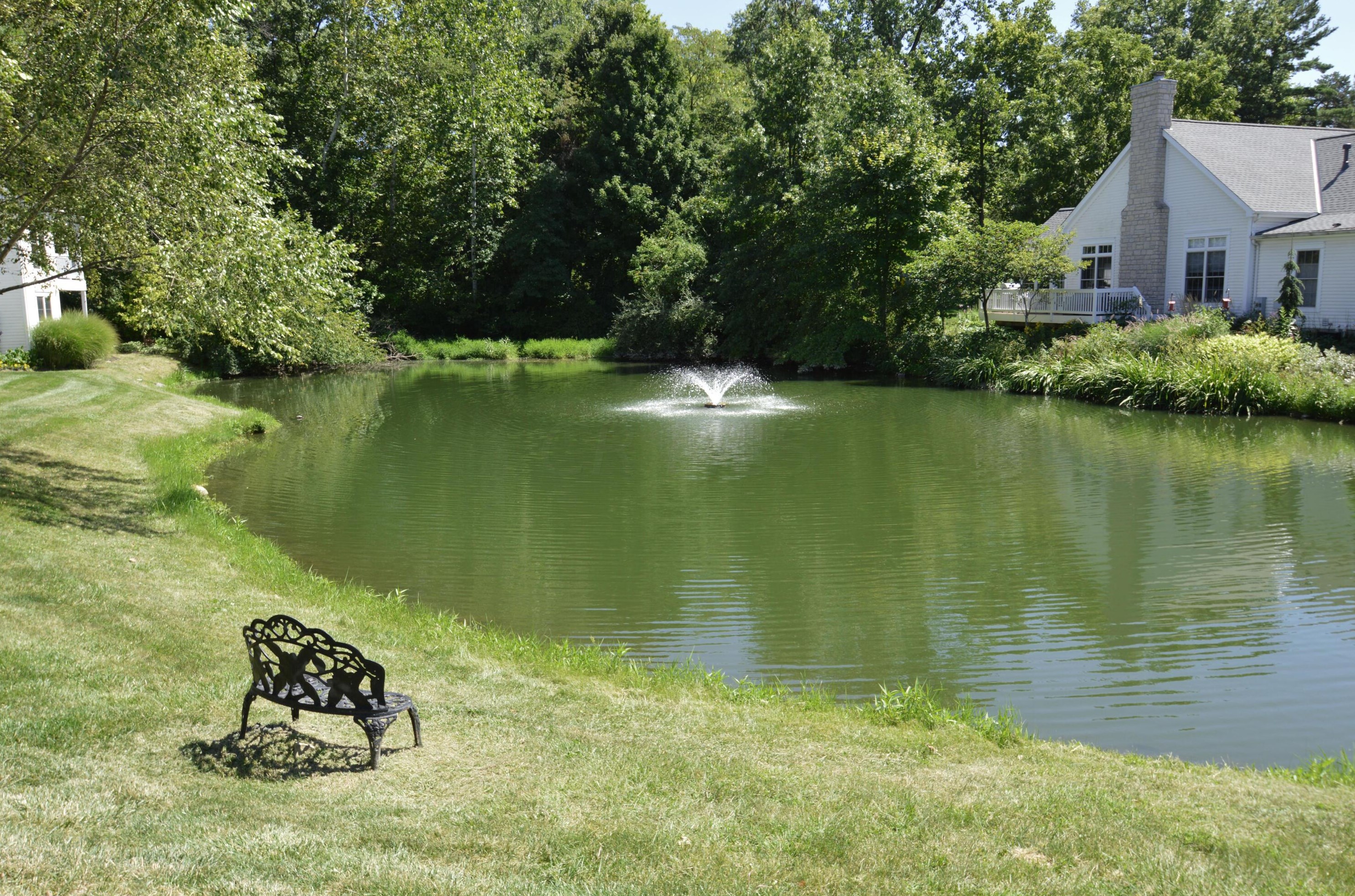 1203 Sanctuary Pl, Columbus OH 43230-8490 exterior