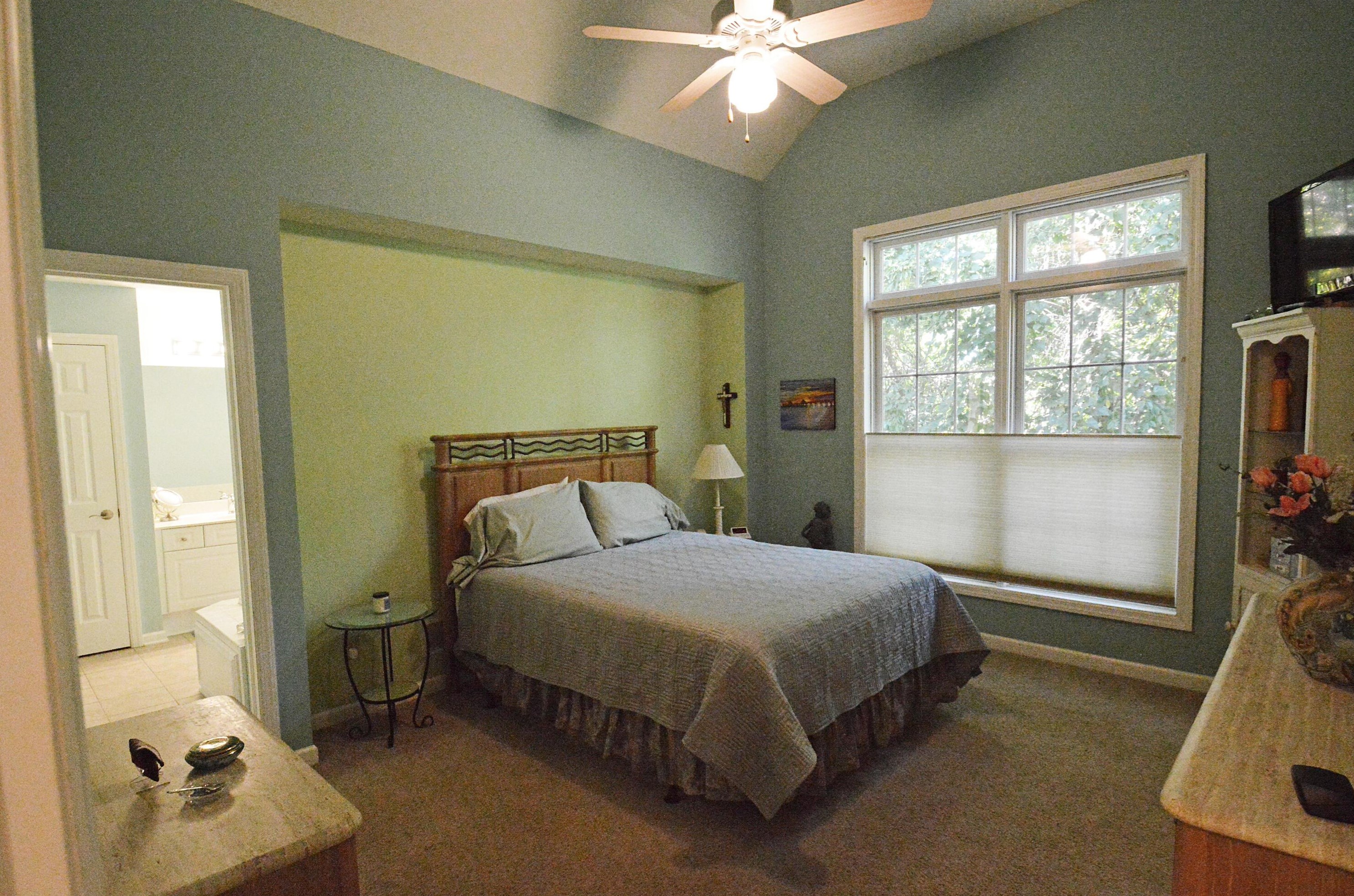 1203 Sanctuary Pl, Columbus OH 43230-8490 exterior